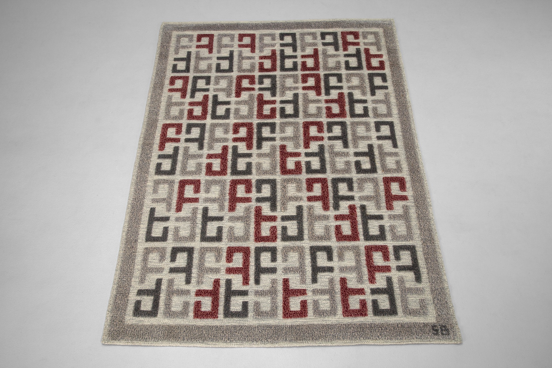 Carpet image 2