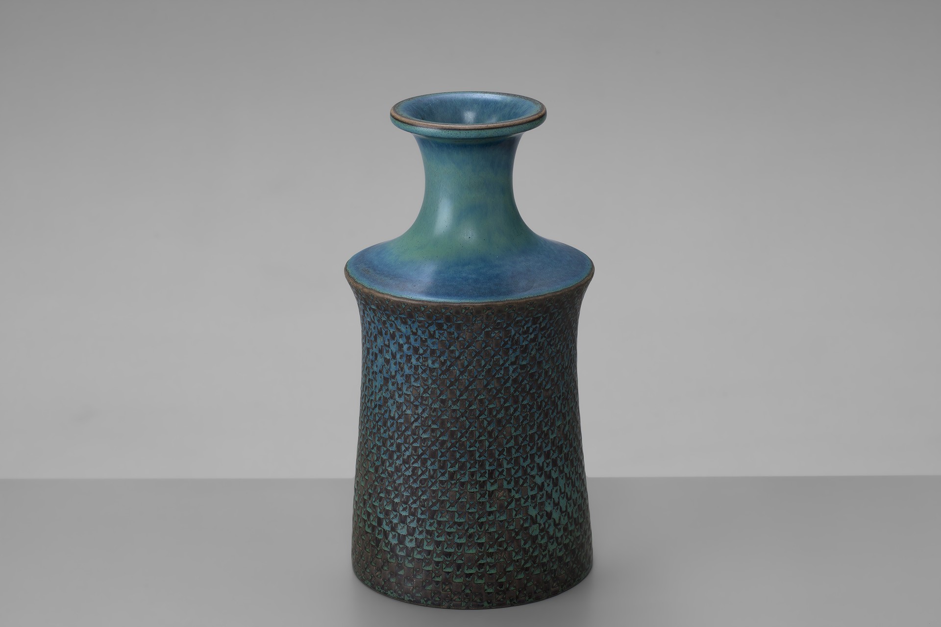 Vase image 2