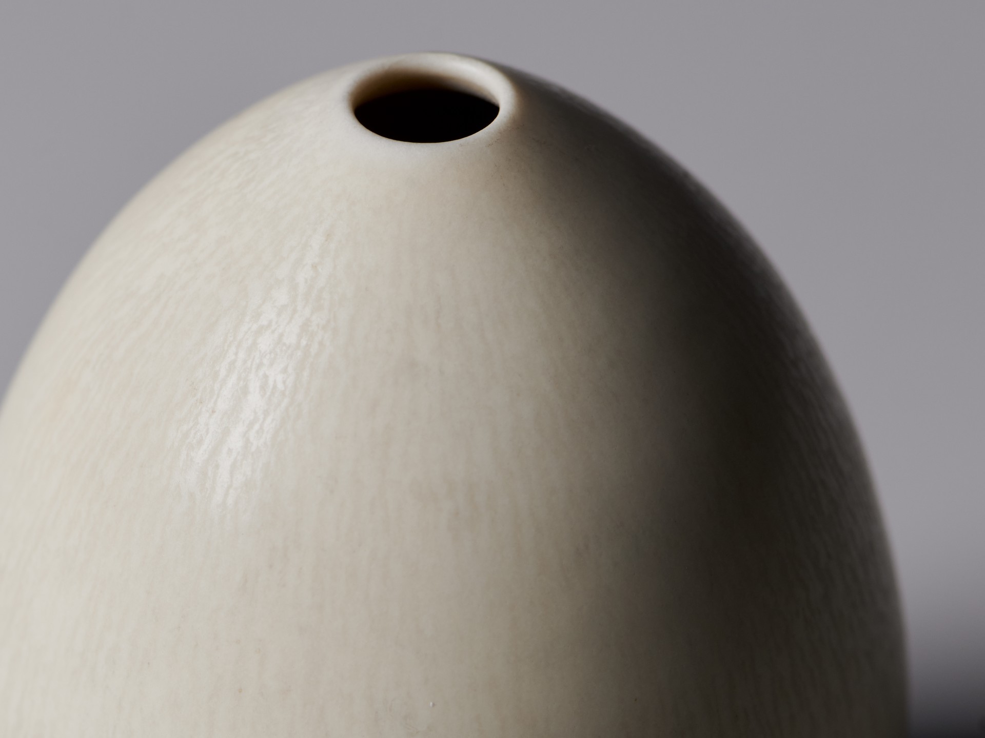 Vase image 4