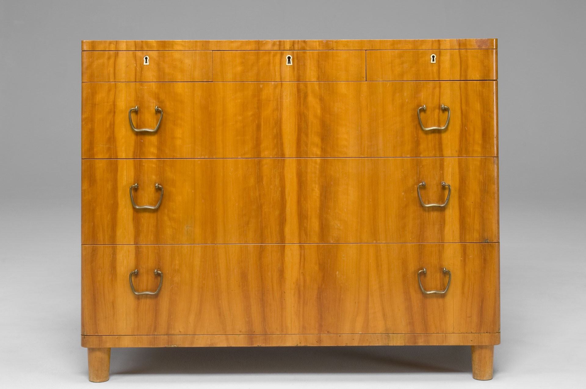 Chest of Drawers image 2