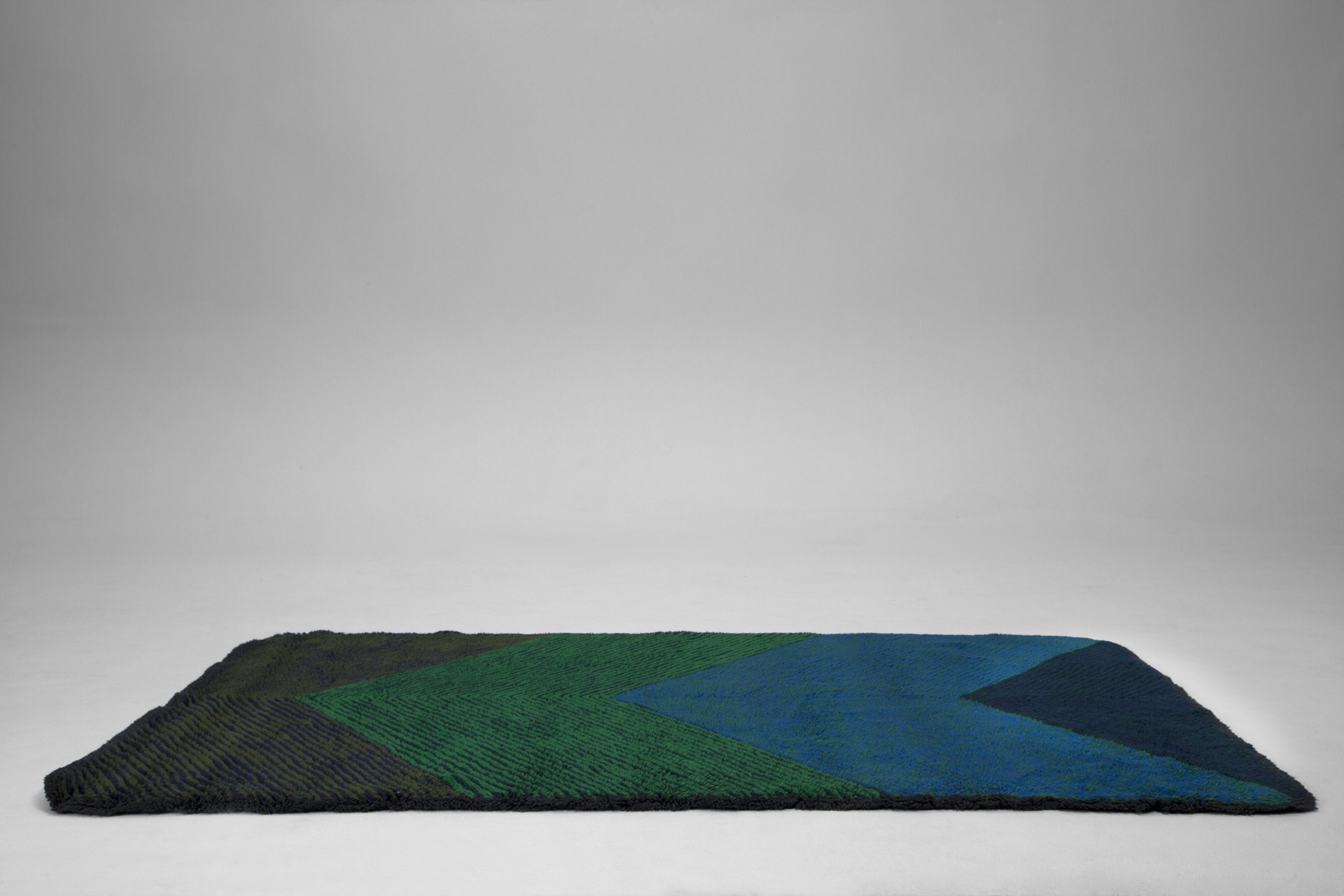 Italian Rug image 3
