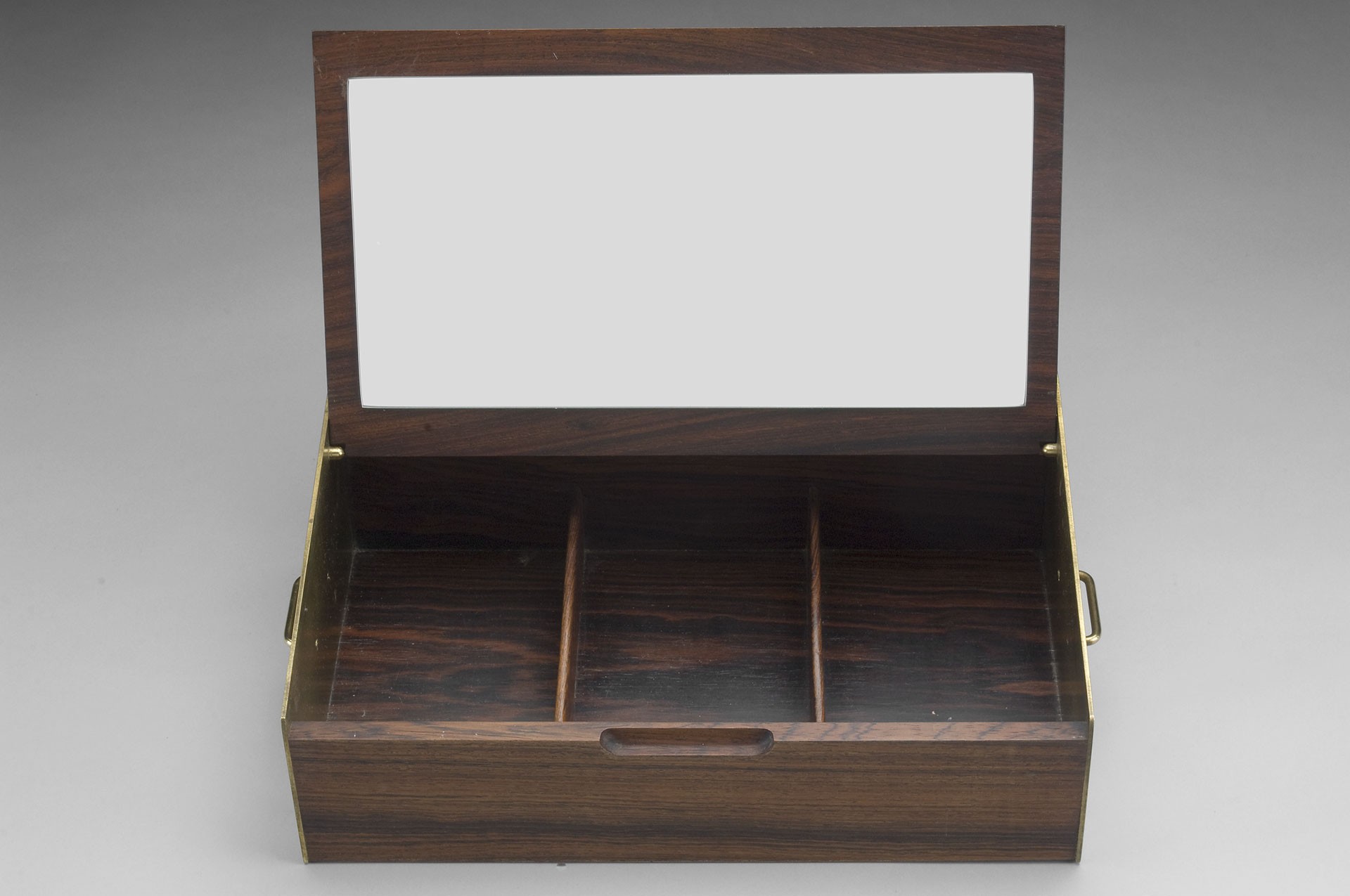 Box image 2