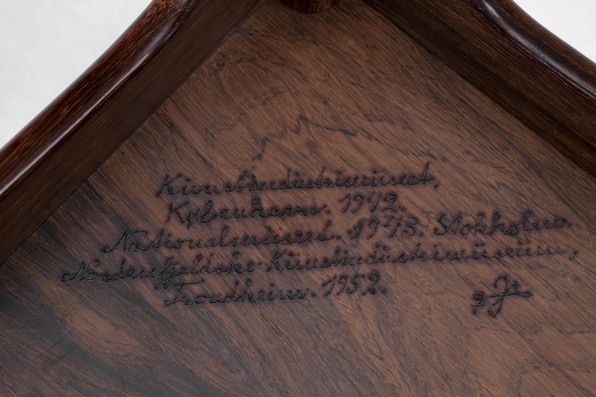 “Museum table” image 11
