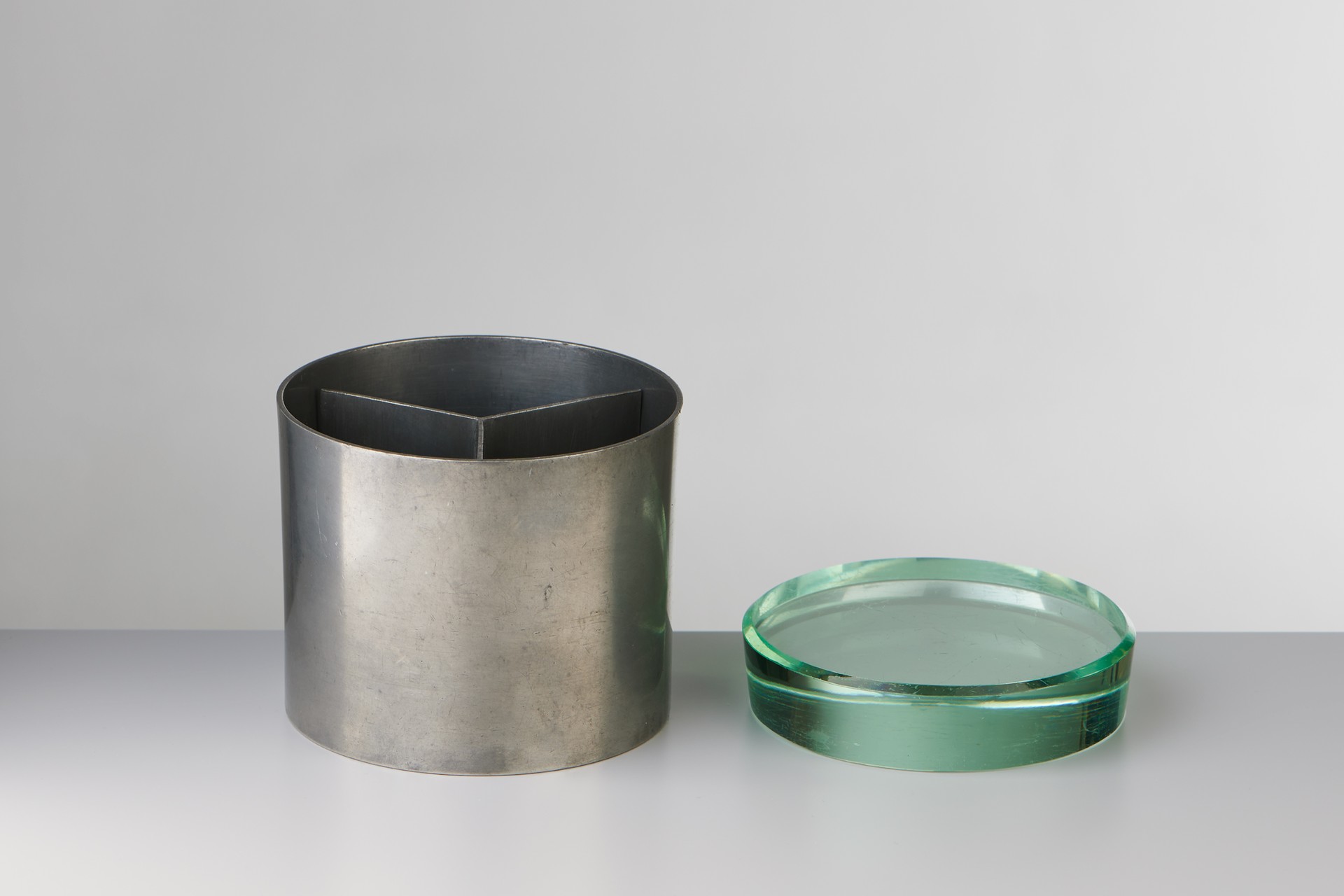 Modernist Jar image 3