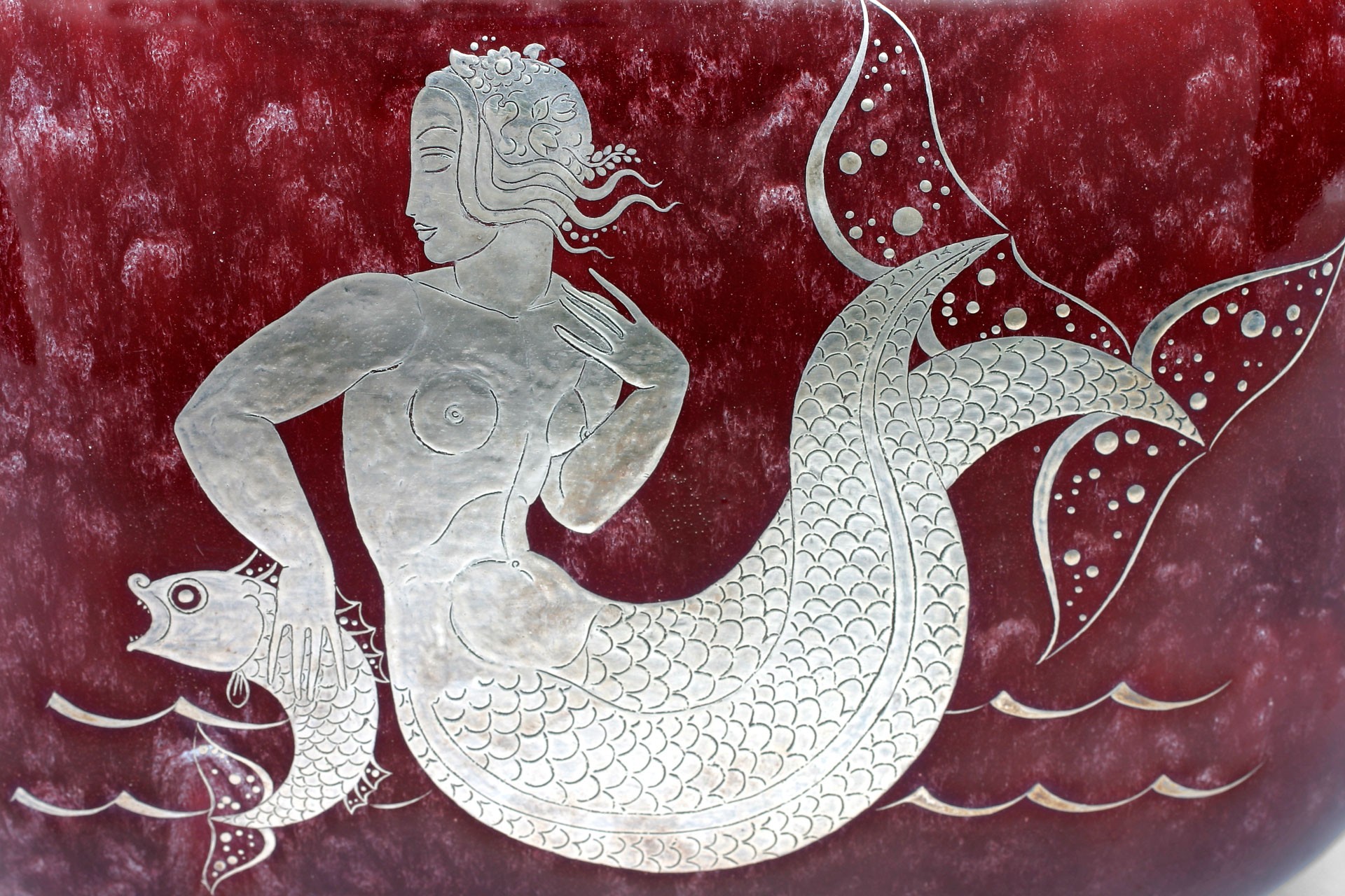 Red Argenta Urn image 3