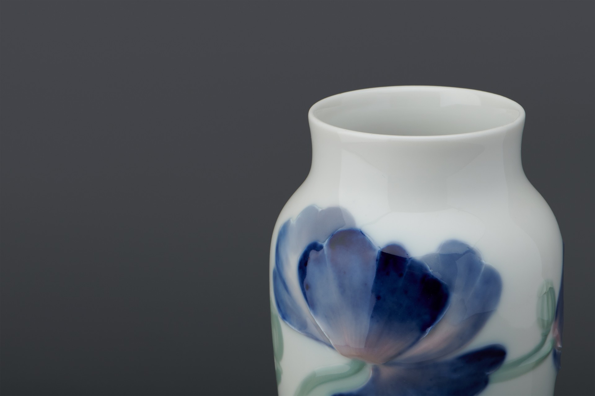 Vase image 2
