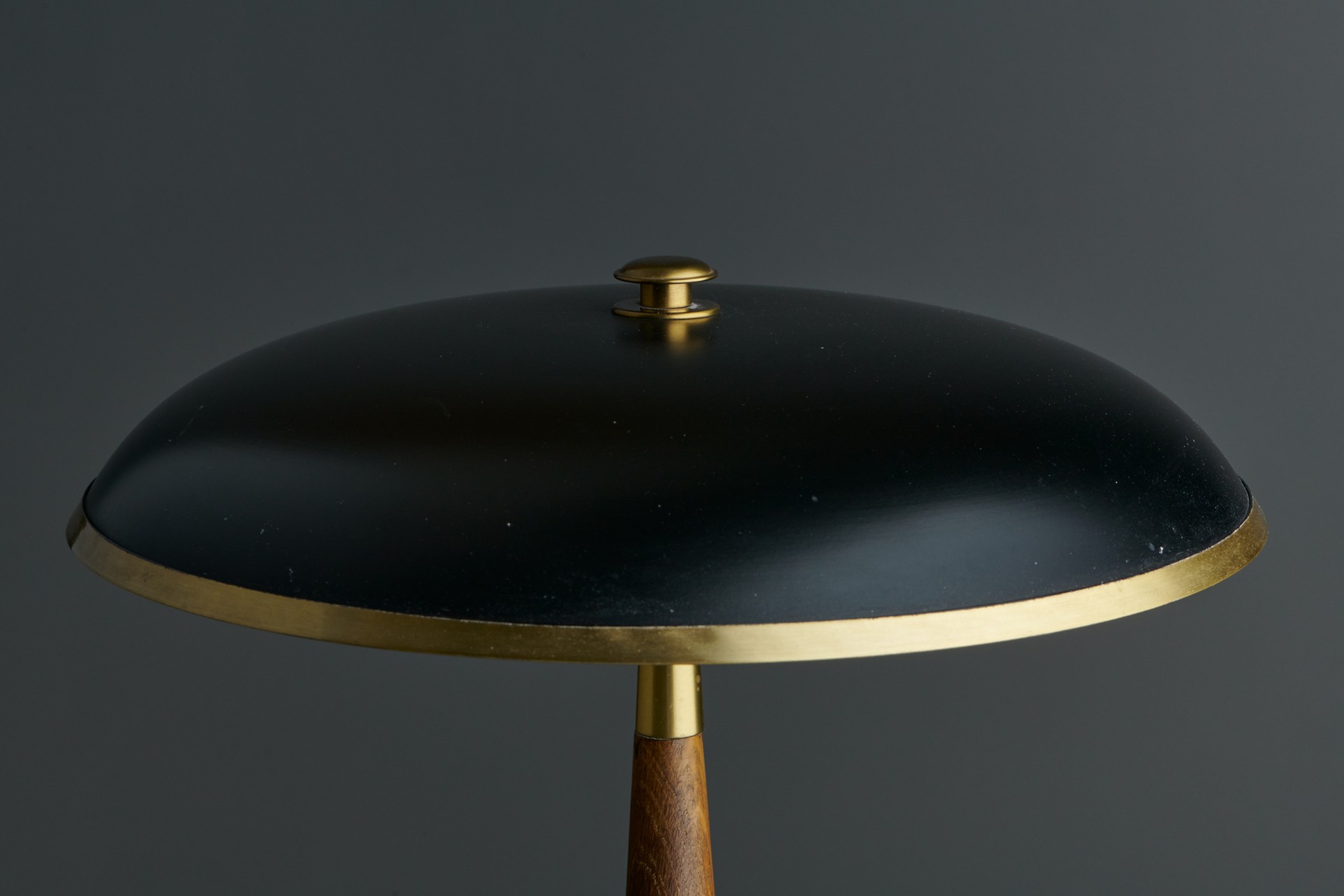 Table Lamp image 2