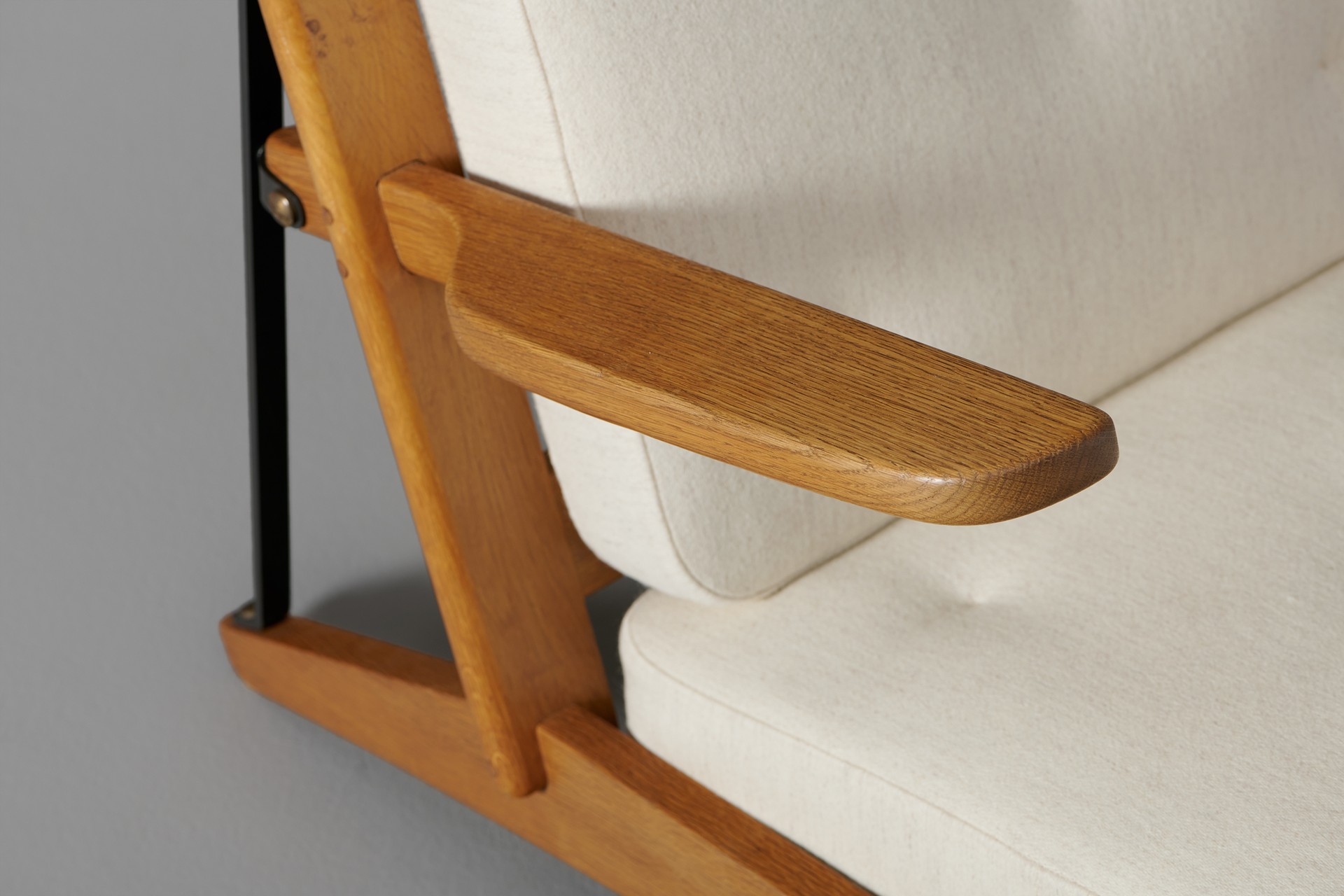 Pair of Lounge Chairs, Model no. AG 240 image 5