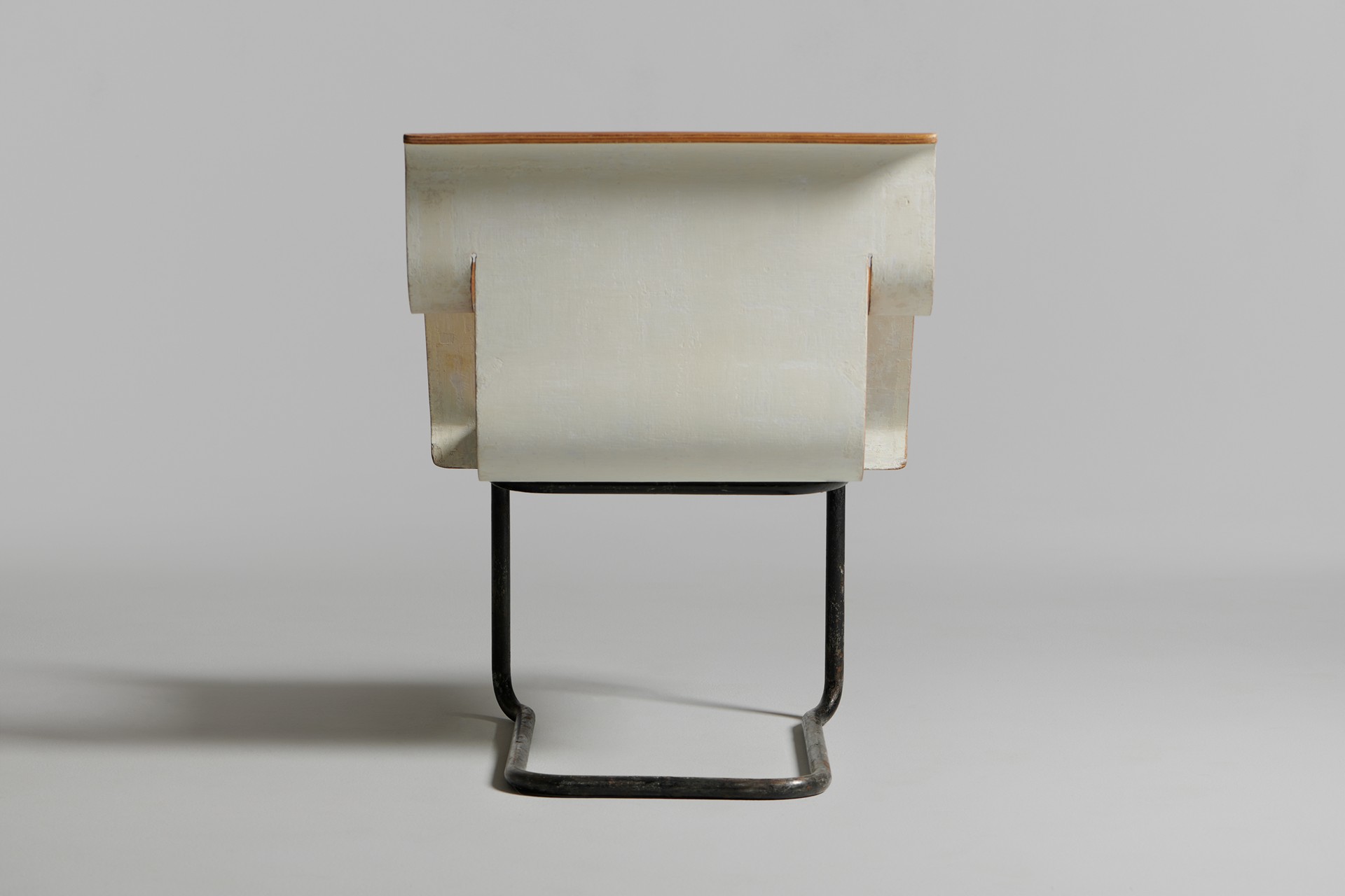 Rare Cantelivered Armchair, Model no. 26 image 4