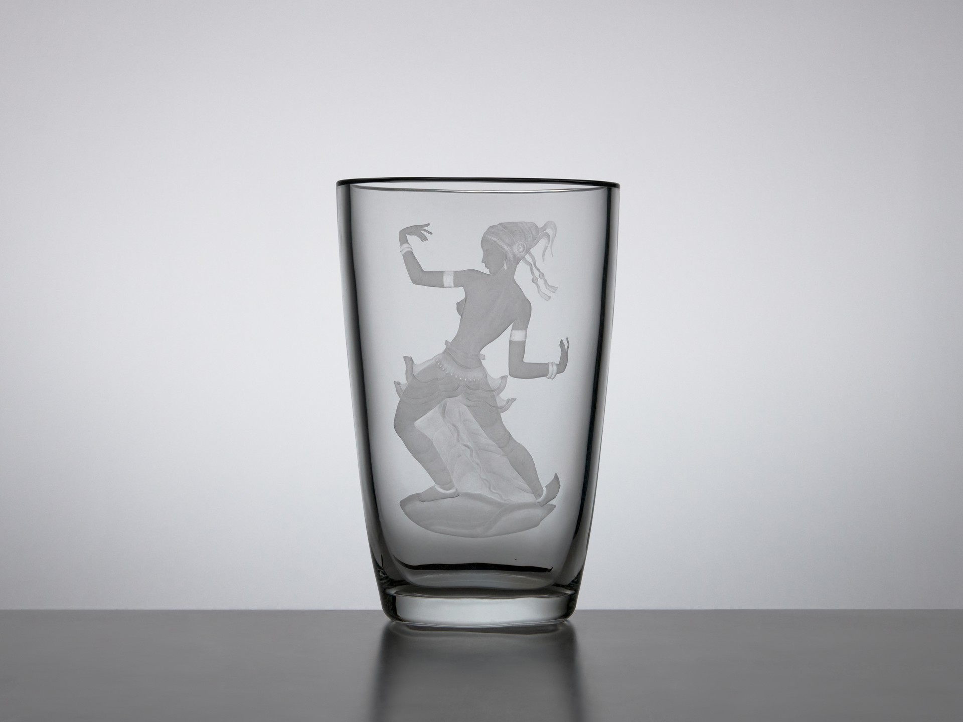 Vase image 3