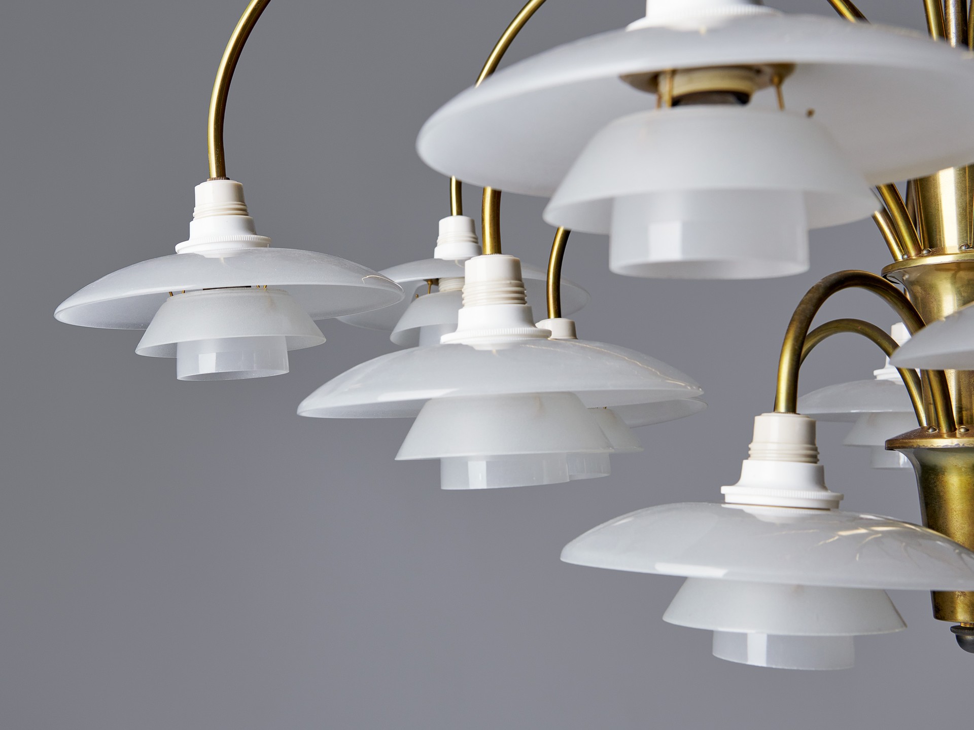 'Bombardement' Chandelier image 8