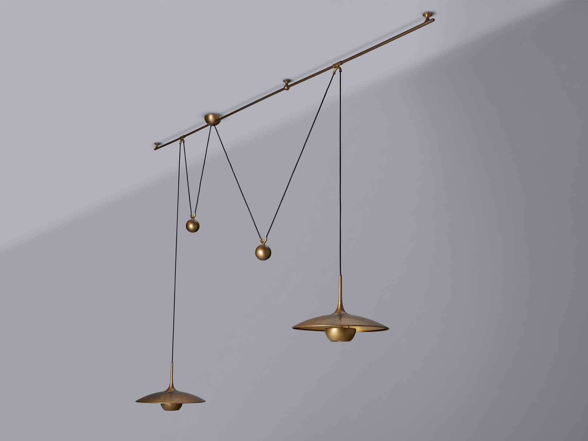 Double Counterweight Adjustable Ceiling Lamp image 3