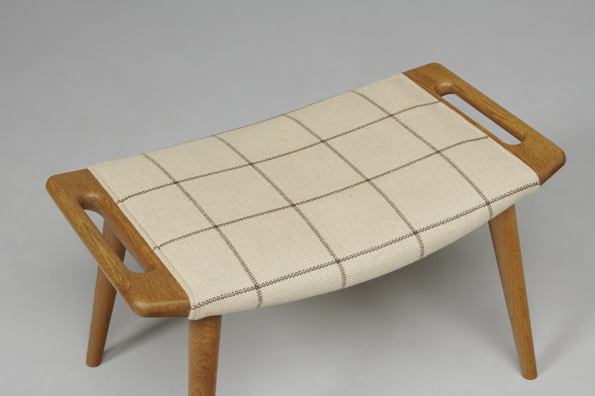 'Papa Bear' Armchair and Ottoman image 7