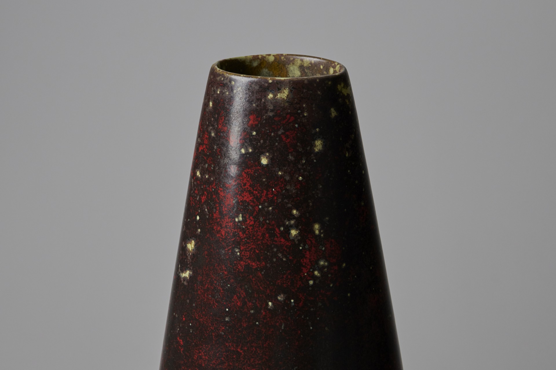 Vase image 5
