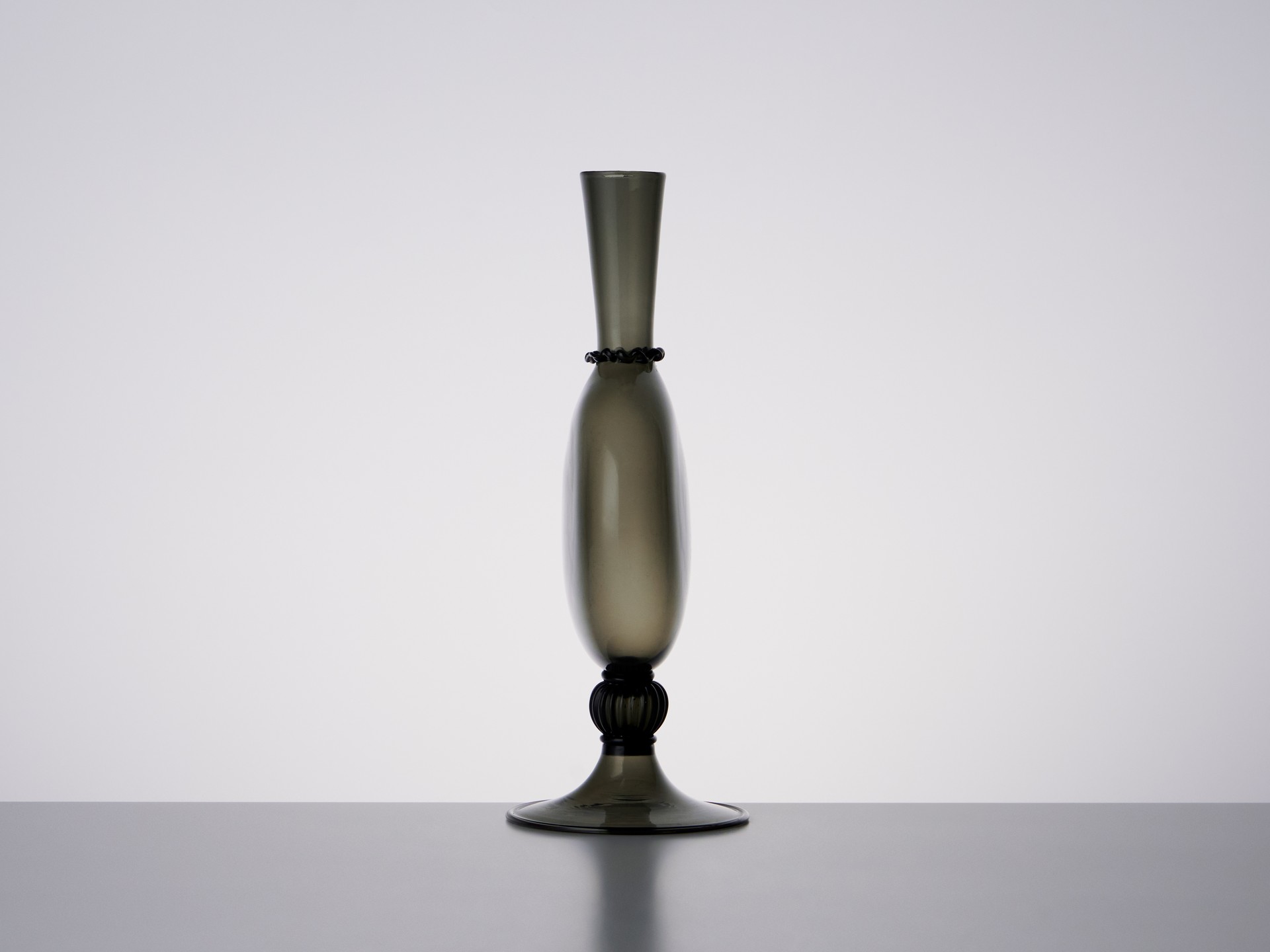 Vase image 4