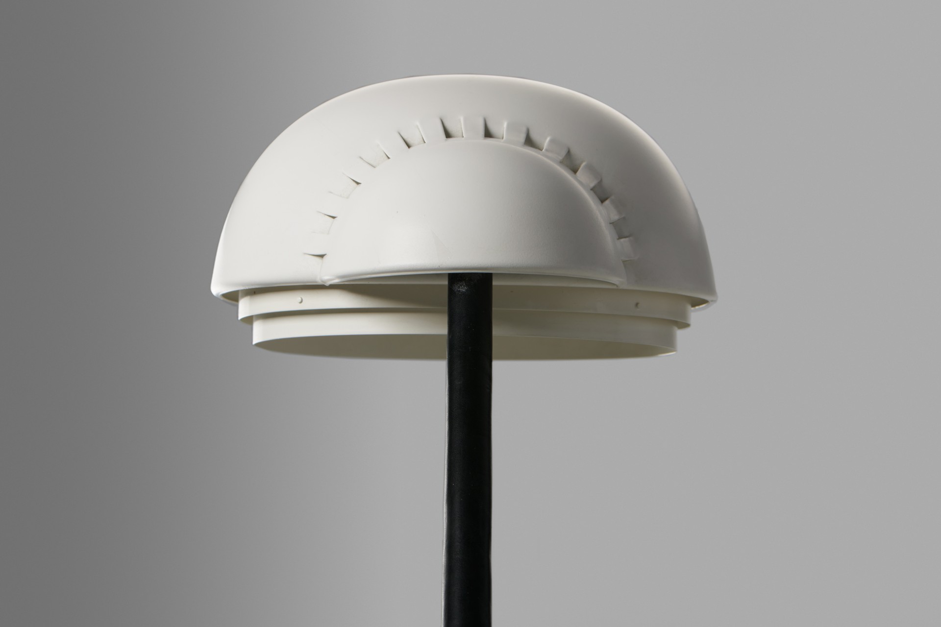 Table Lamp image 4