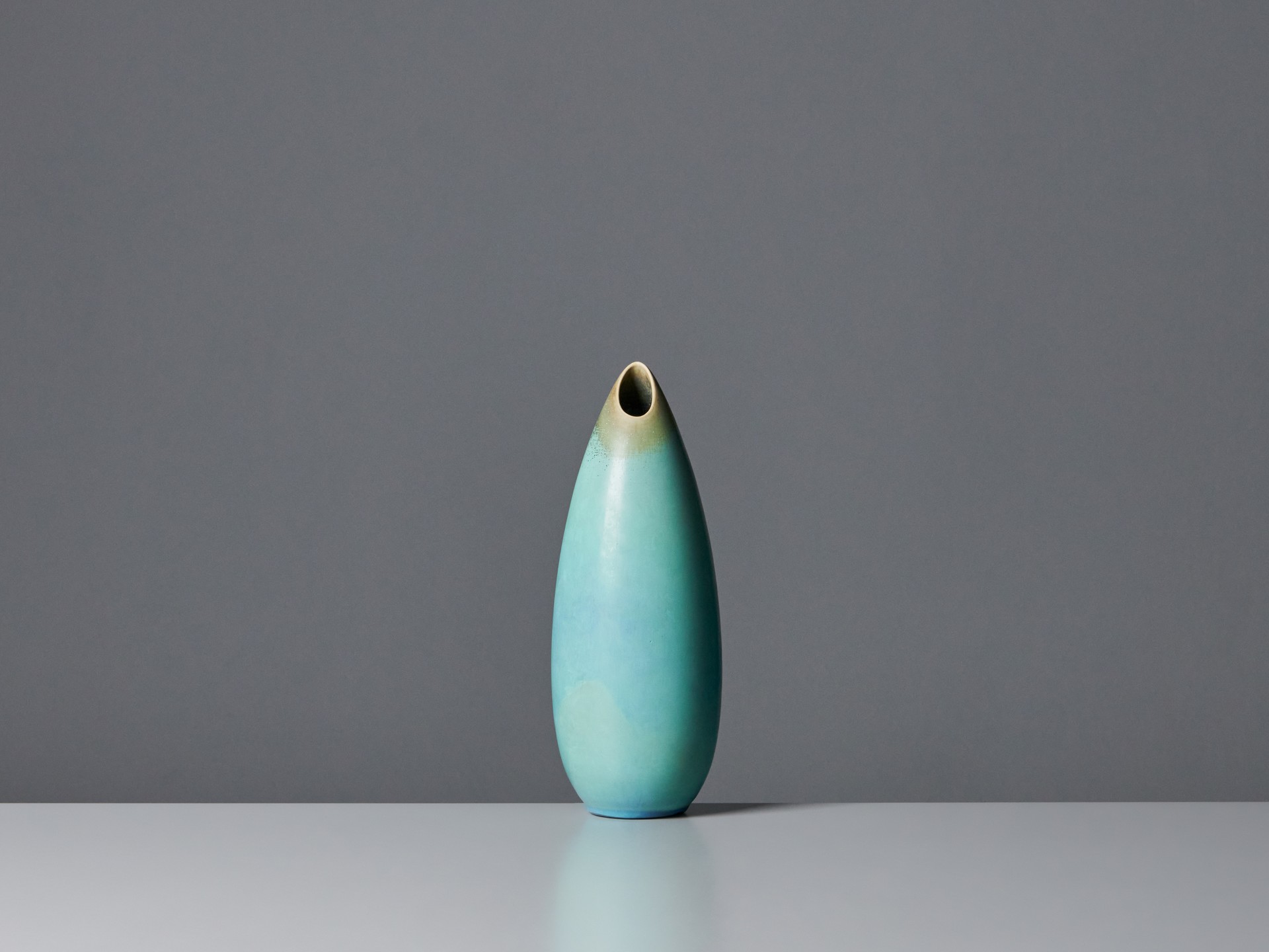 Three 'Gnurgla' Vases image 12