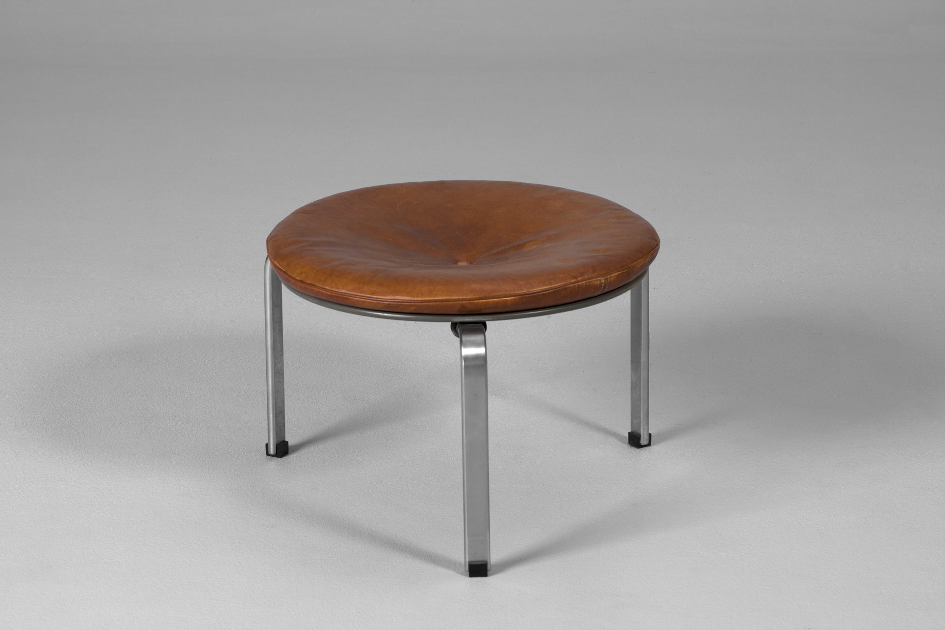 PK-33 Stool