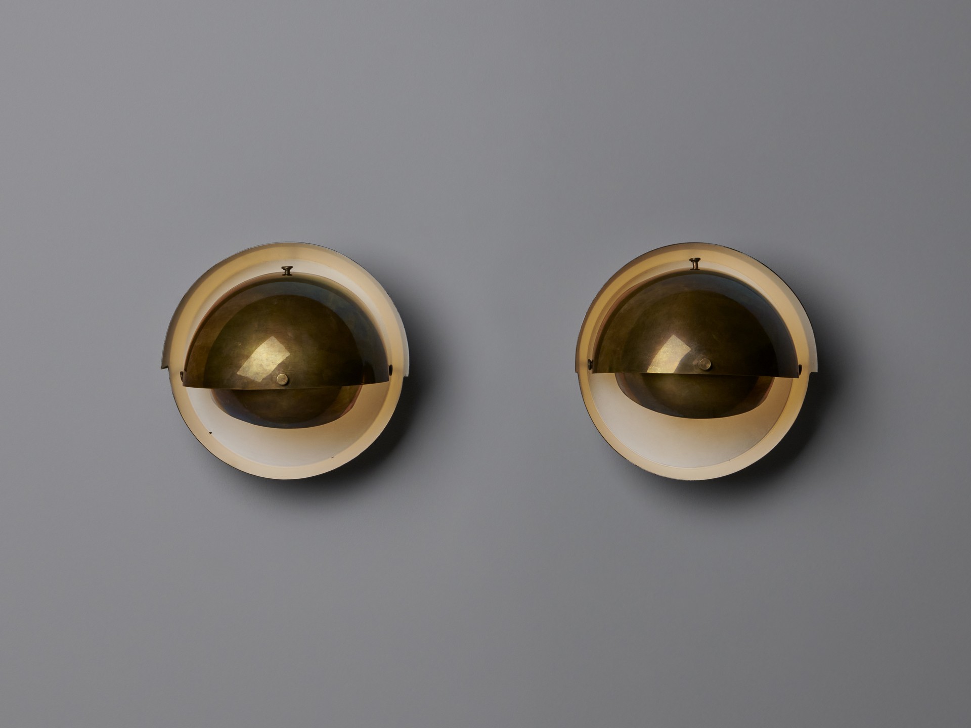 Pair of Wall Lamps image 4