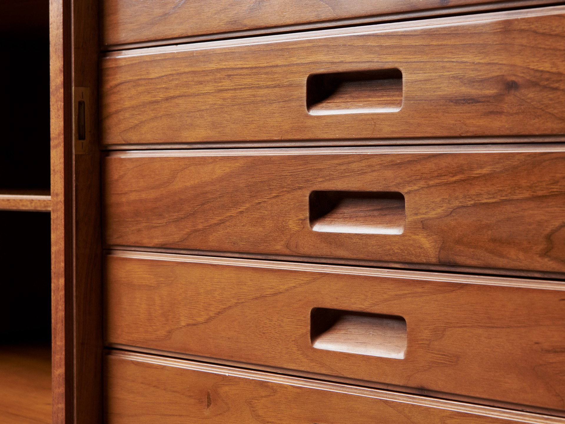 Swedish Cabinet image 9
