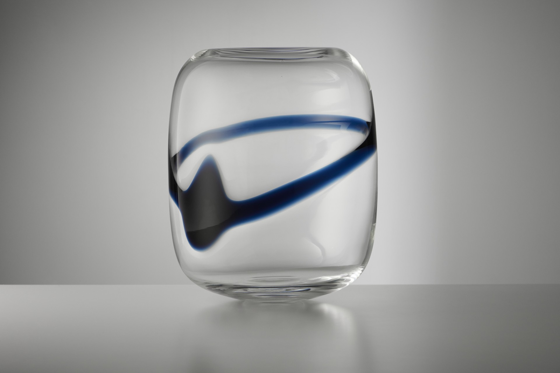 Vase image 2