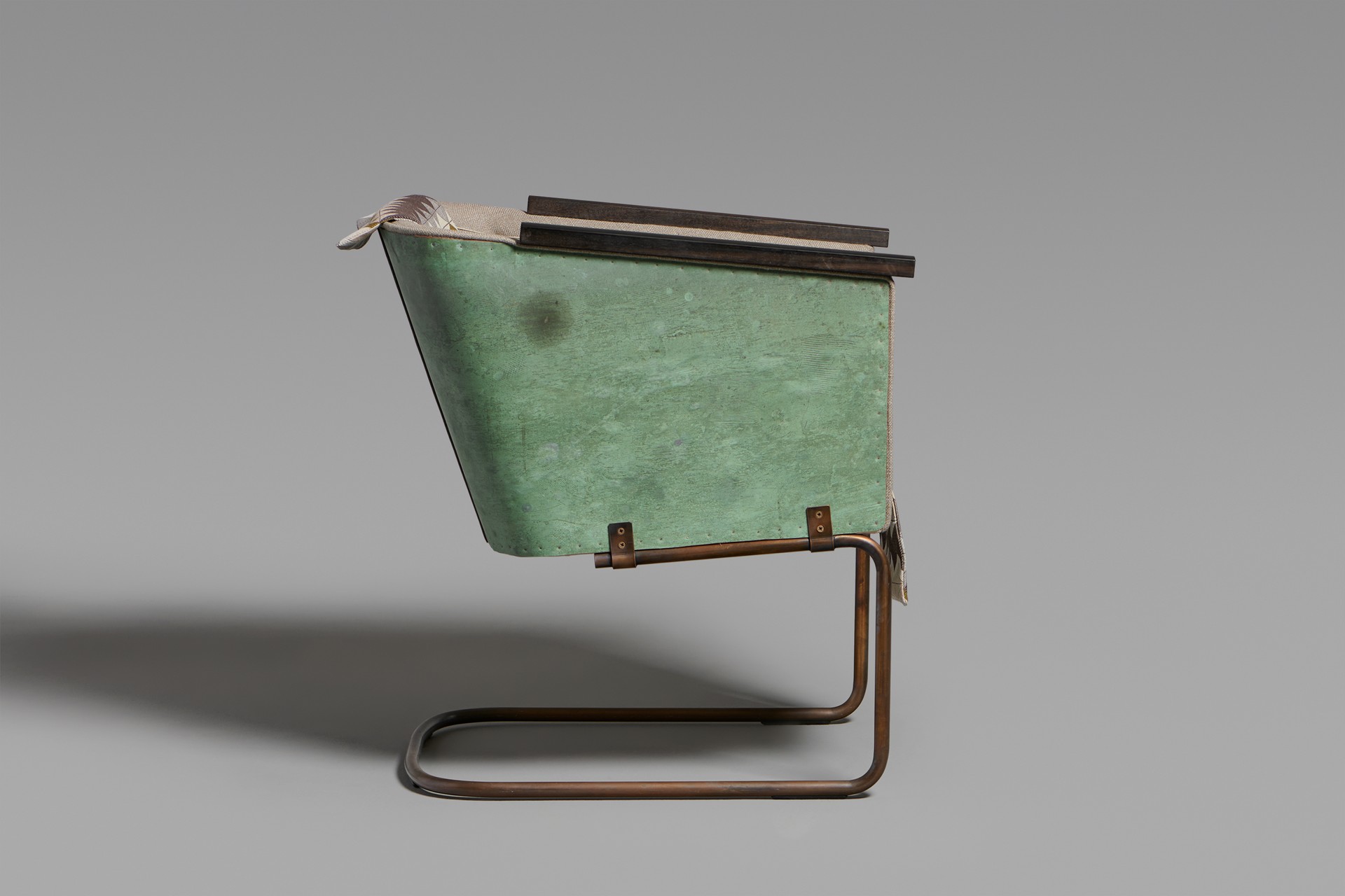Two "Hommage à Sigurd Lewerentz" Cantilever Armchairs image 6