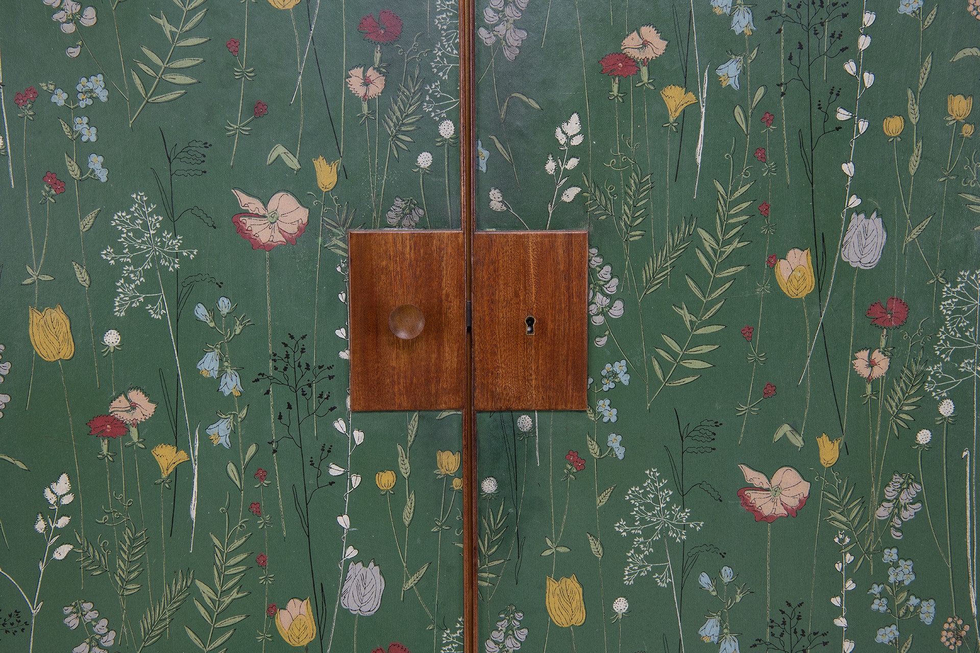 Cabinet, Model no. 852 image 11
