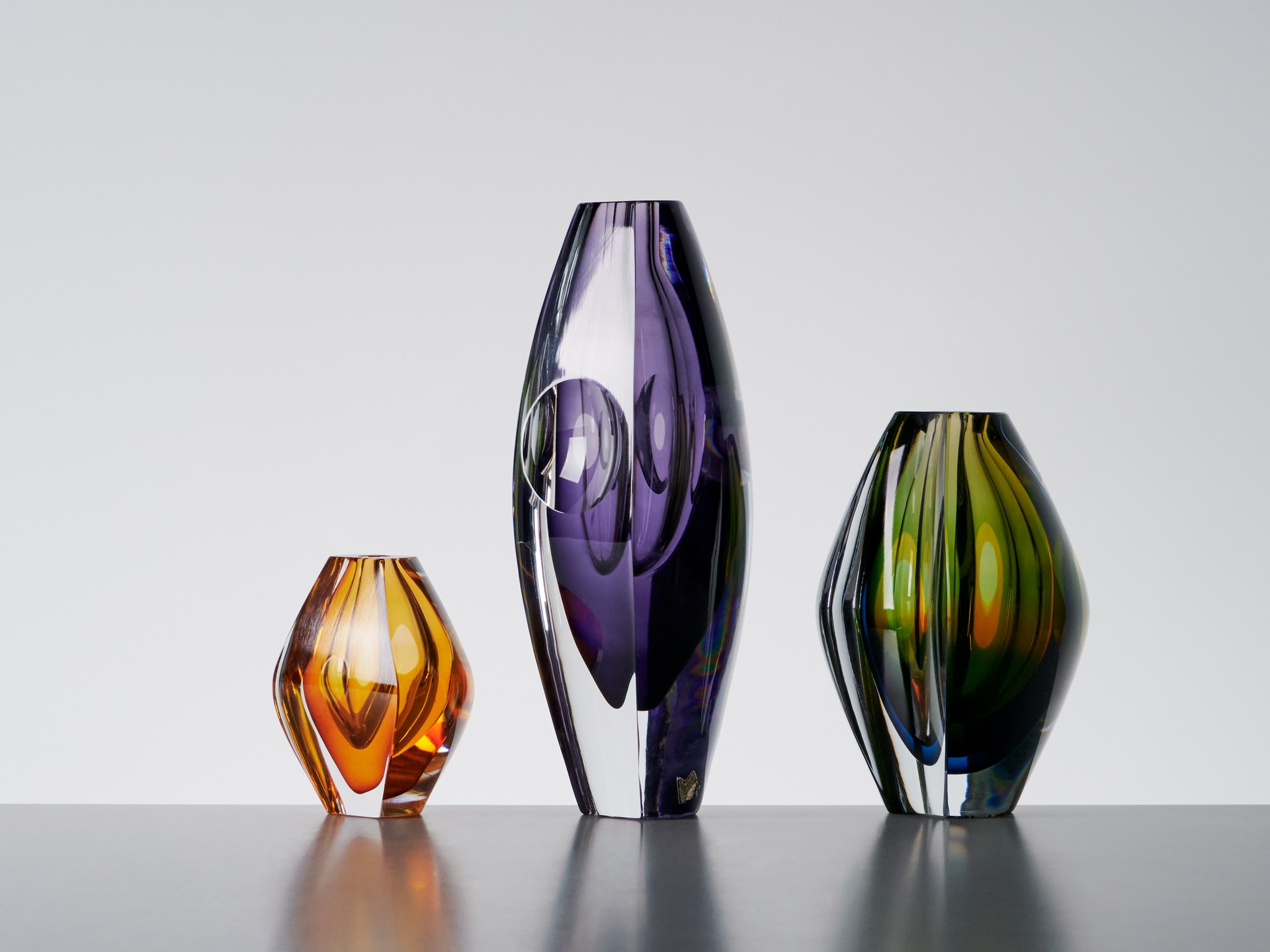 Set of Three 'Ventana' Vases image 2