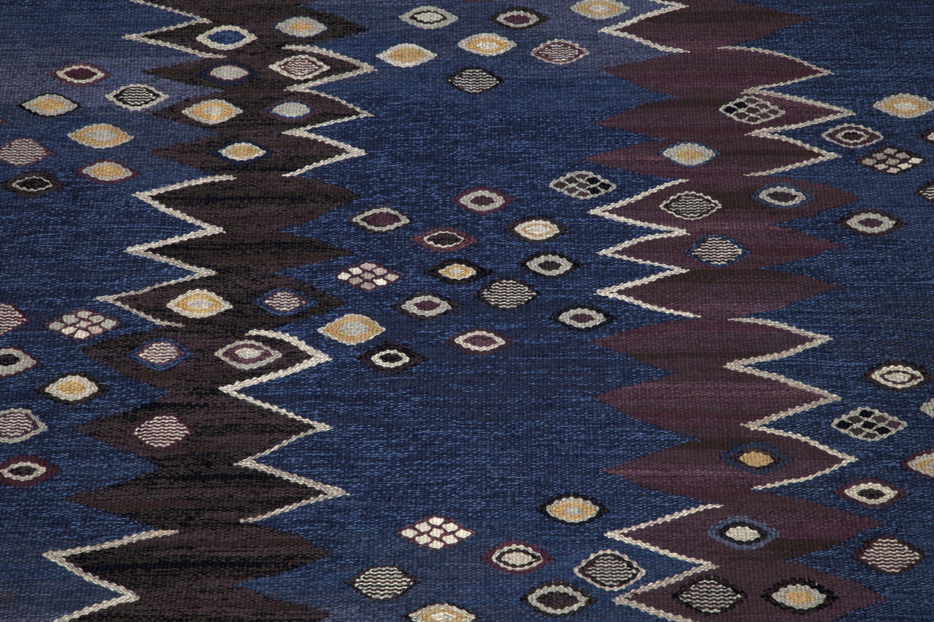 Carpet image 3