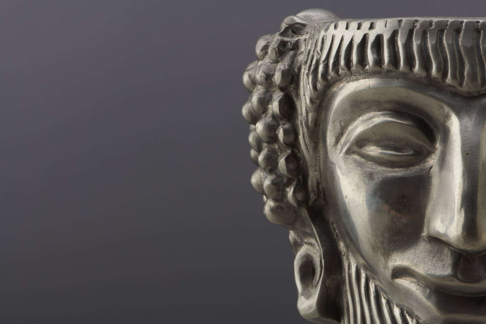 'Janus Head' Vase image 5