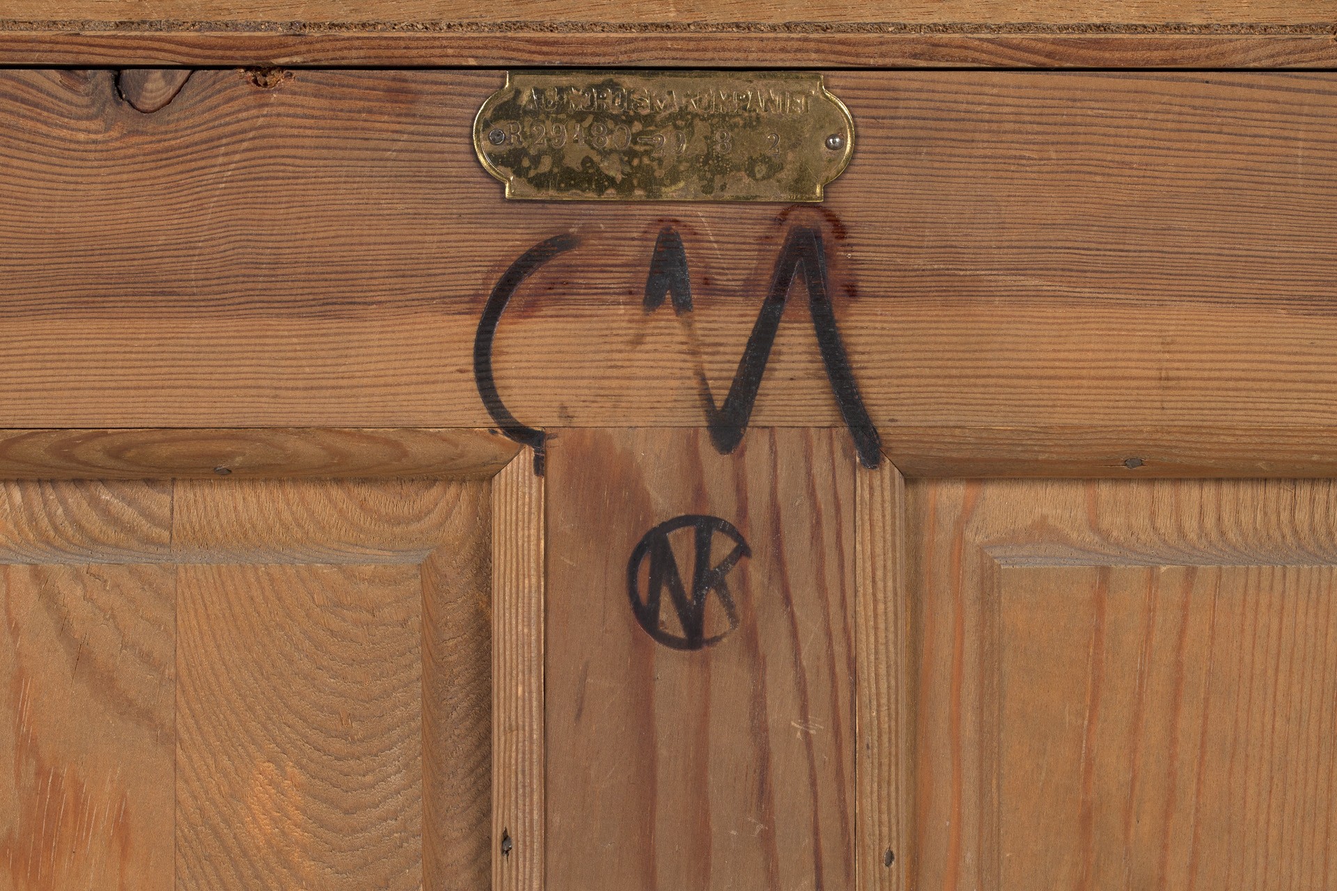 'Haga' Chest Of Drawers image 7