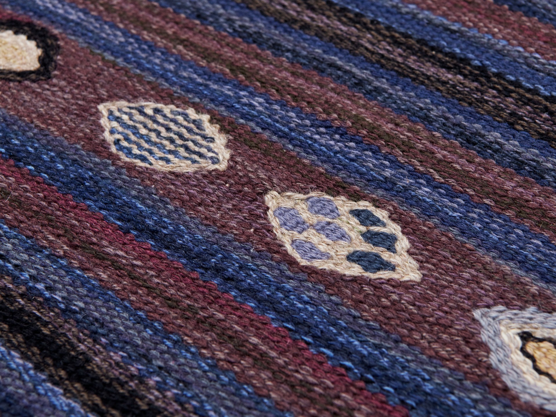 'Blåbär Mörk' Runner image 5