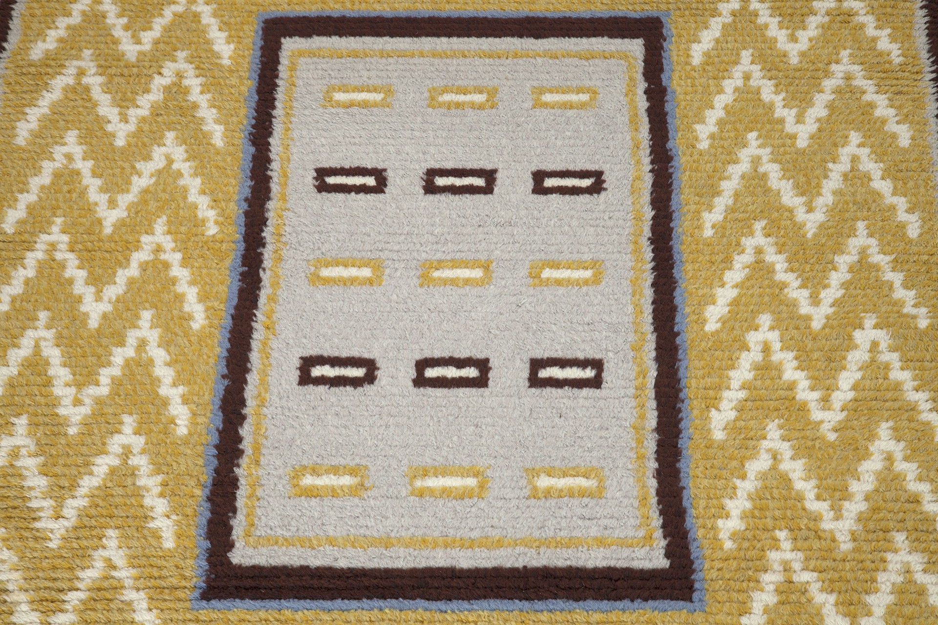 Rug image 3