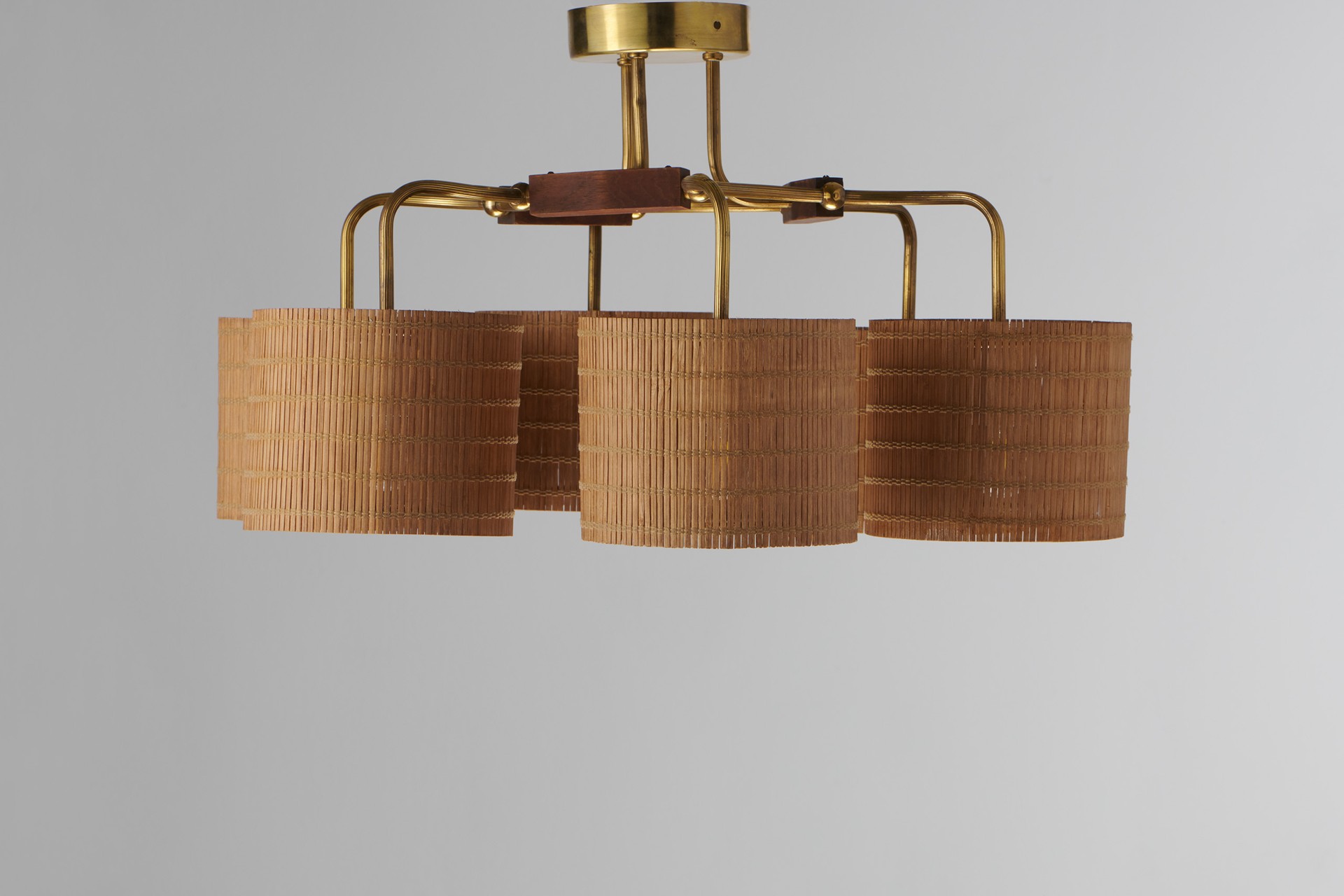 Chandelier image 3