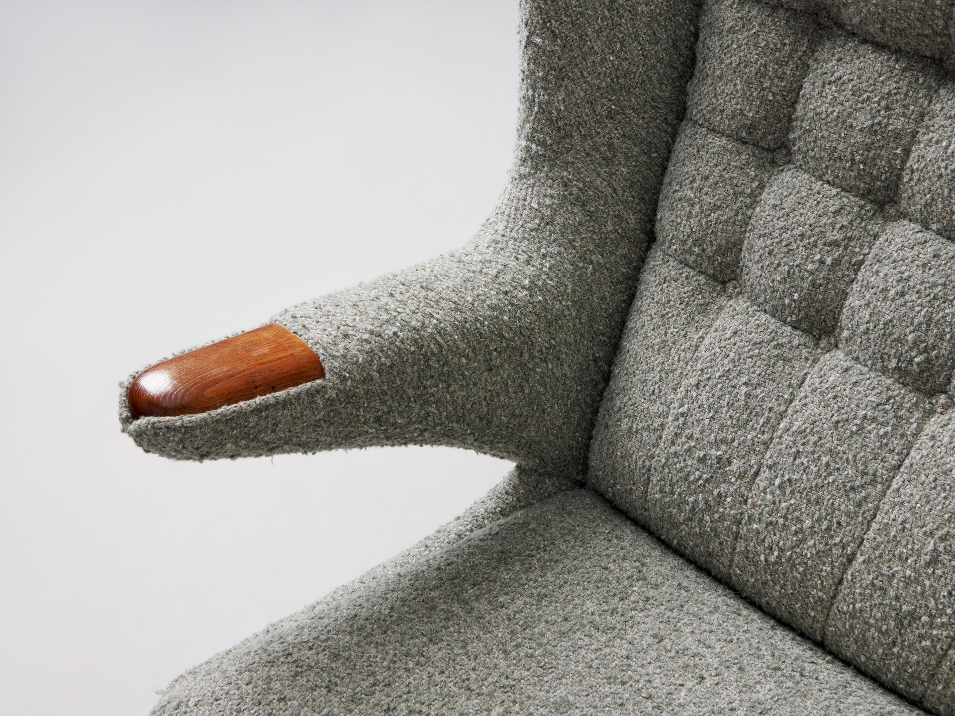 'Papa Bear' Armchair image 15