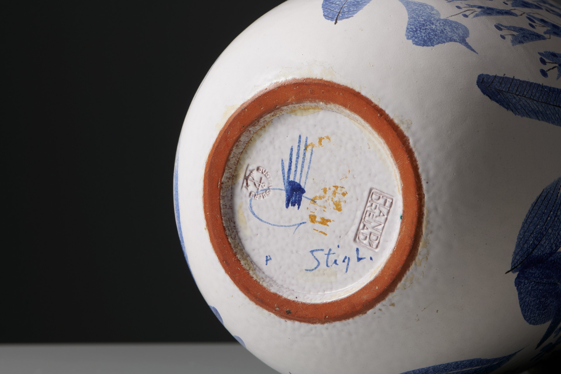 Faience Vase image 6