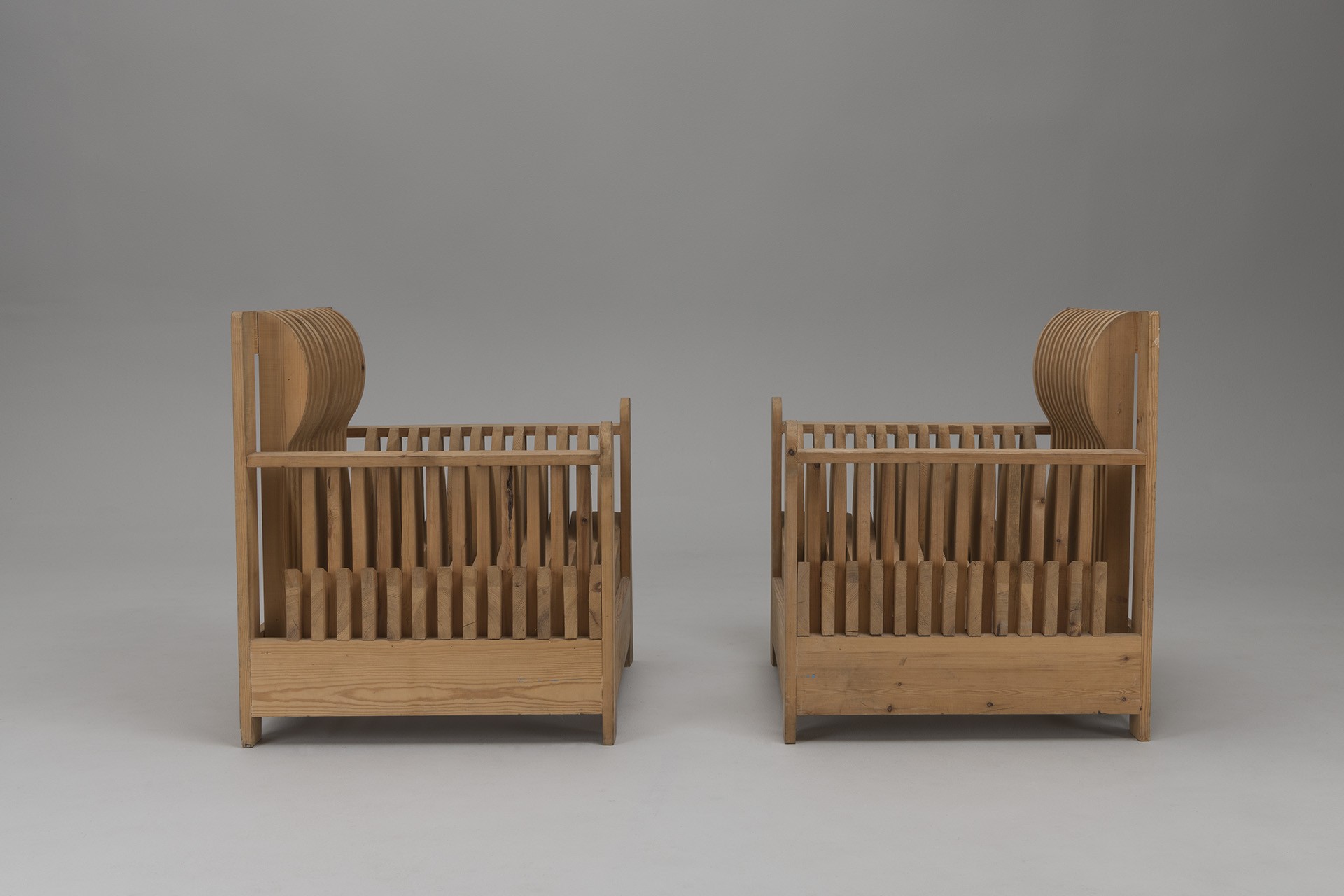 Pair of 'Mobili Nella Valle (Furniture of the Valley)' Lounge Chairs image 3