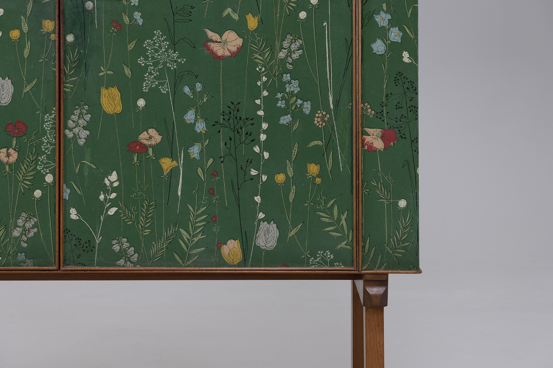 Cabinet, Model no. 852 image 8