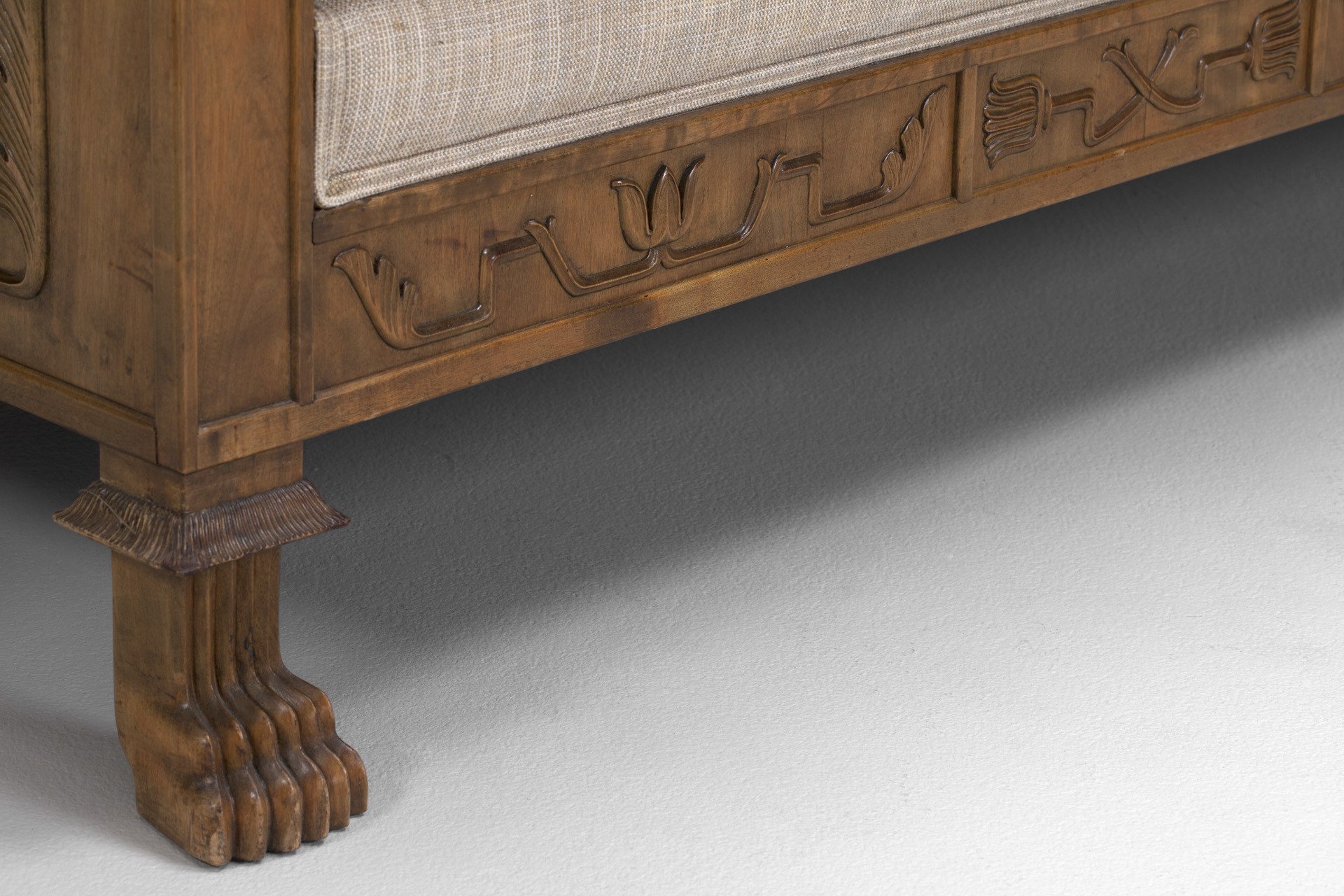 Caesar Sofa image 6