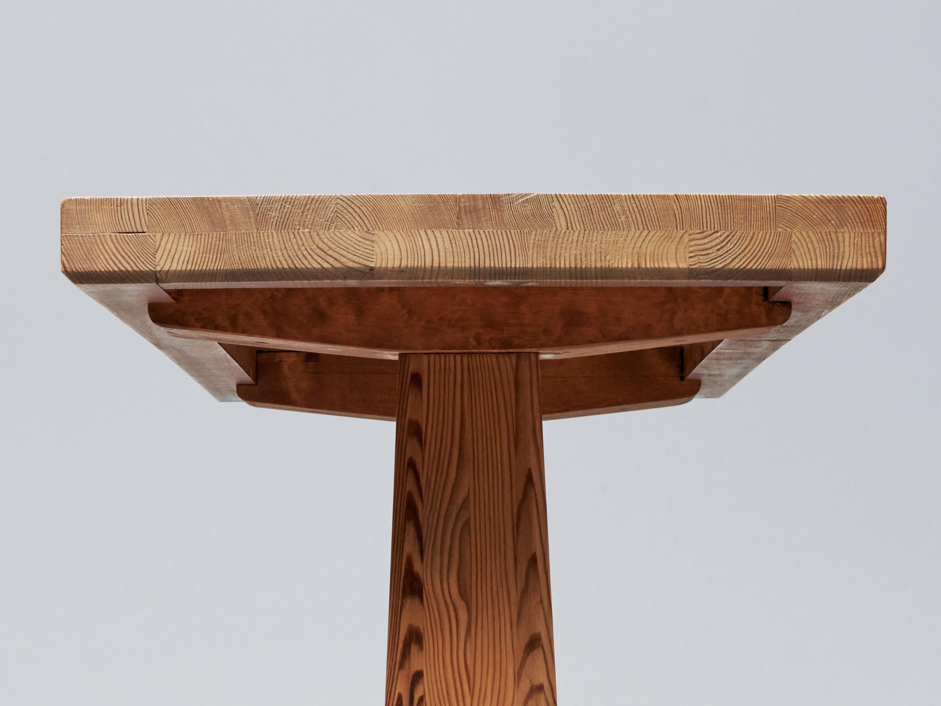 'Utö' Table image 10