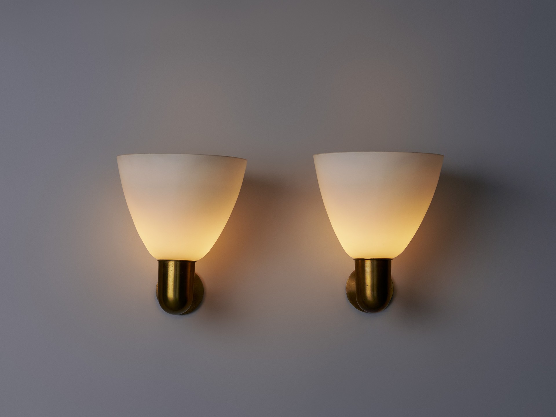 Pair of Wall Lamps image 3