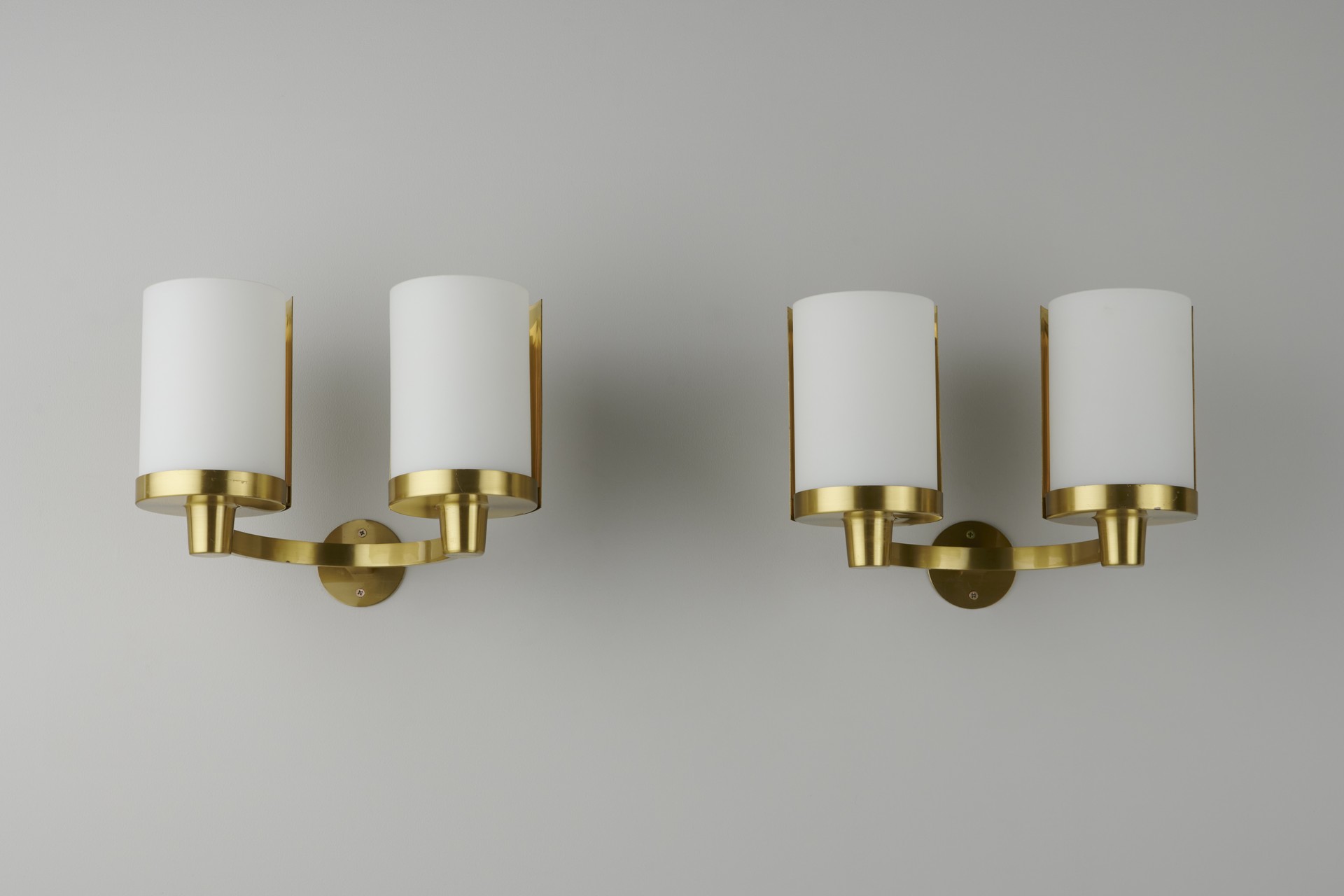 Pair of Wall Lamps image 3