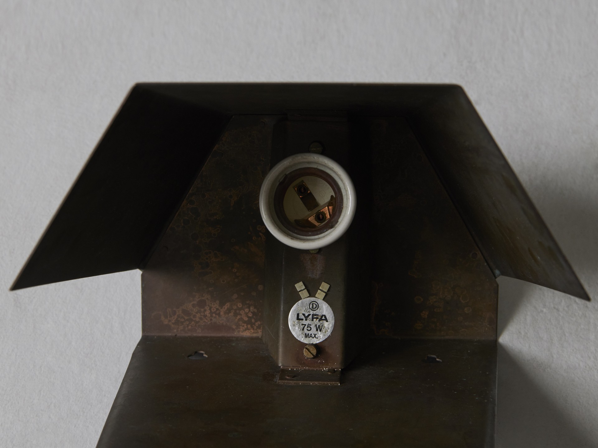 Set of Four Wall Lamps image 8