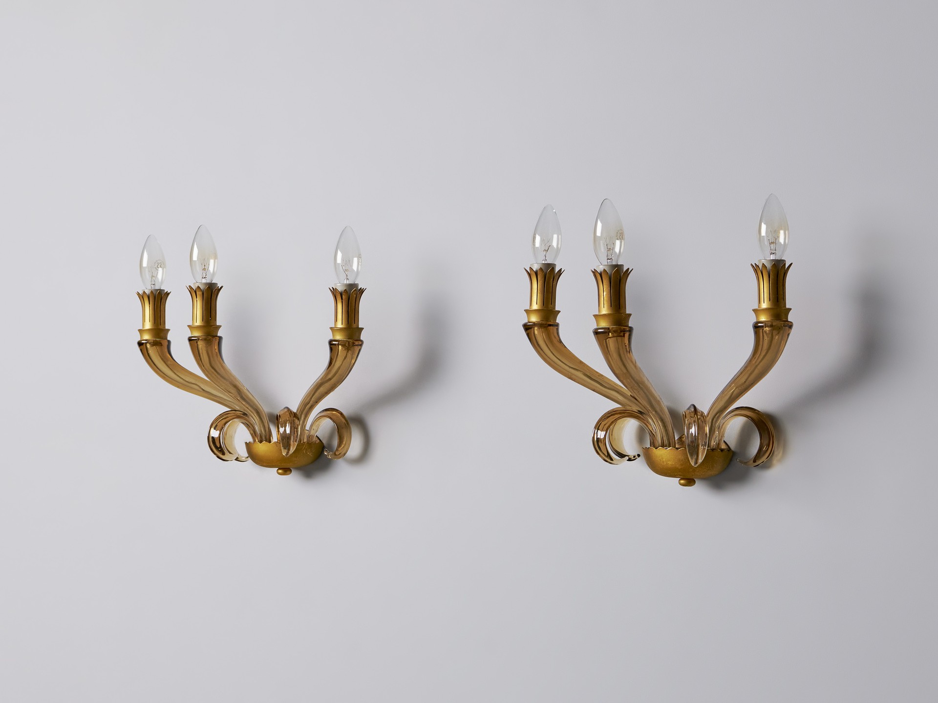 Pair of Wall Lamps image 3