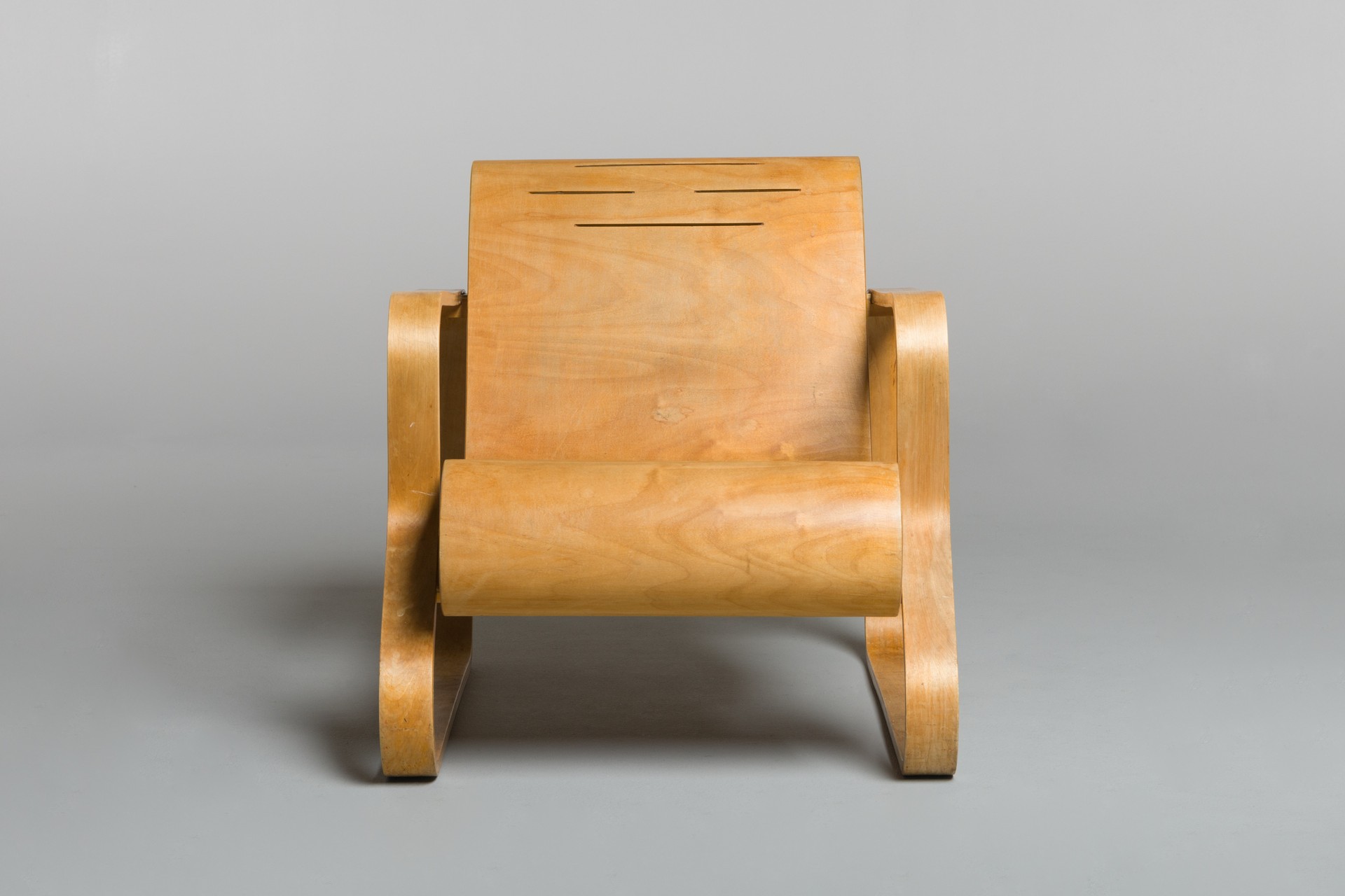 Early 'Paimio' Armchair Model no. 41 image 3
