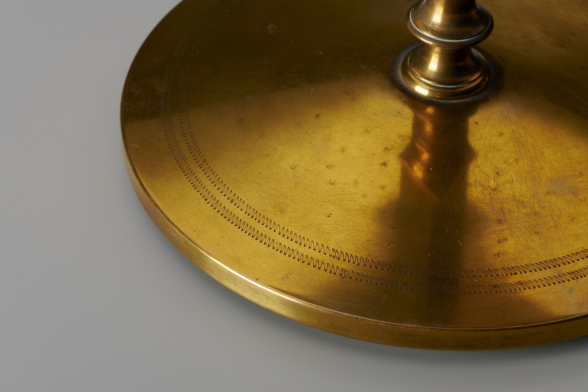 Neoclassical Table Lamp image 4