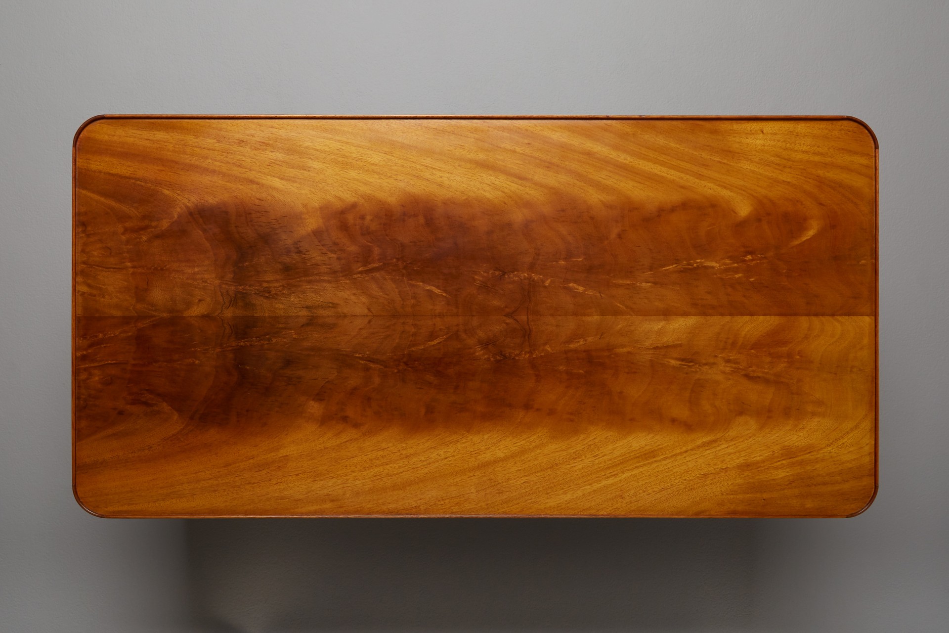 'Diplomat' Coffee Table, Model no. 2073 image 3
