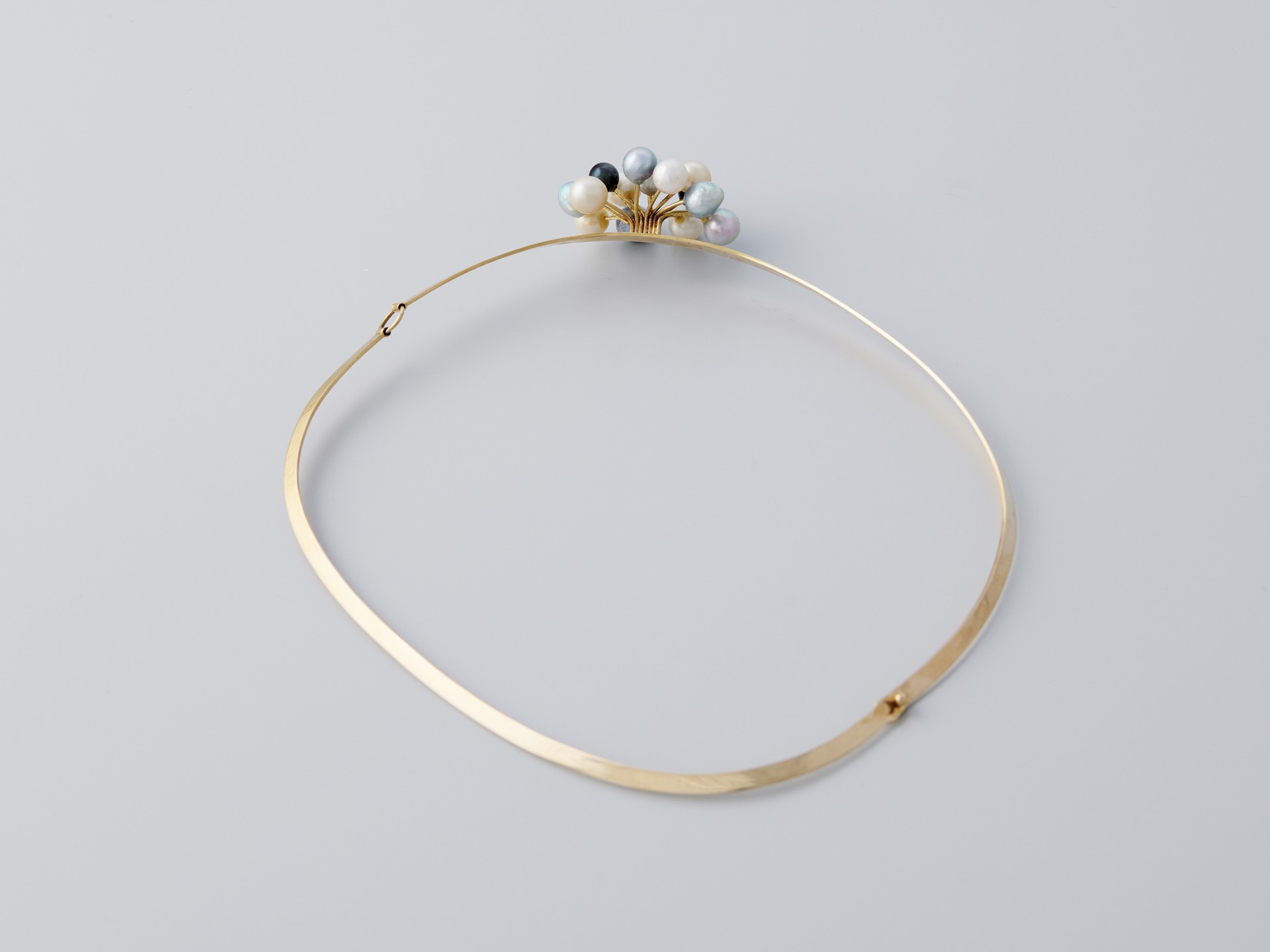Necklace image 3