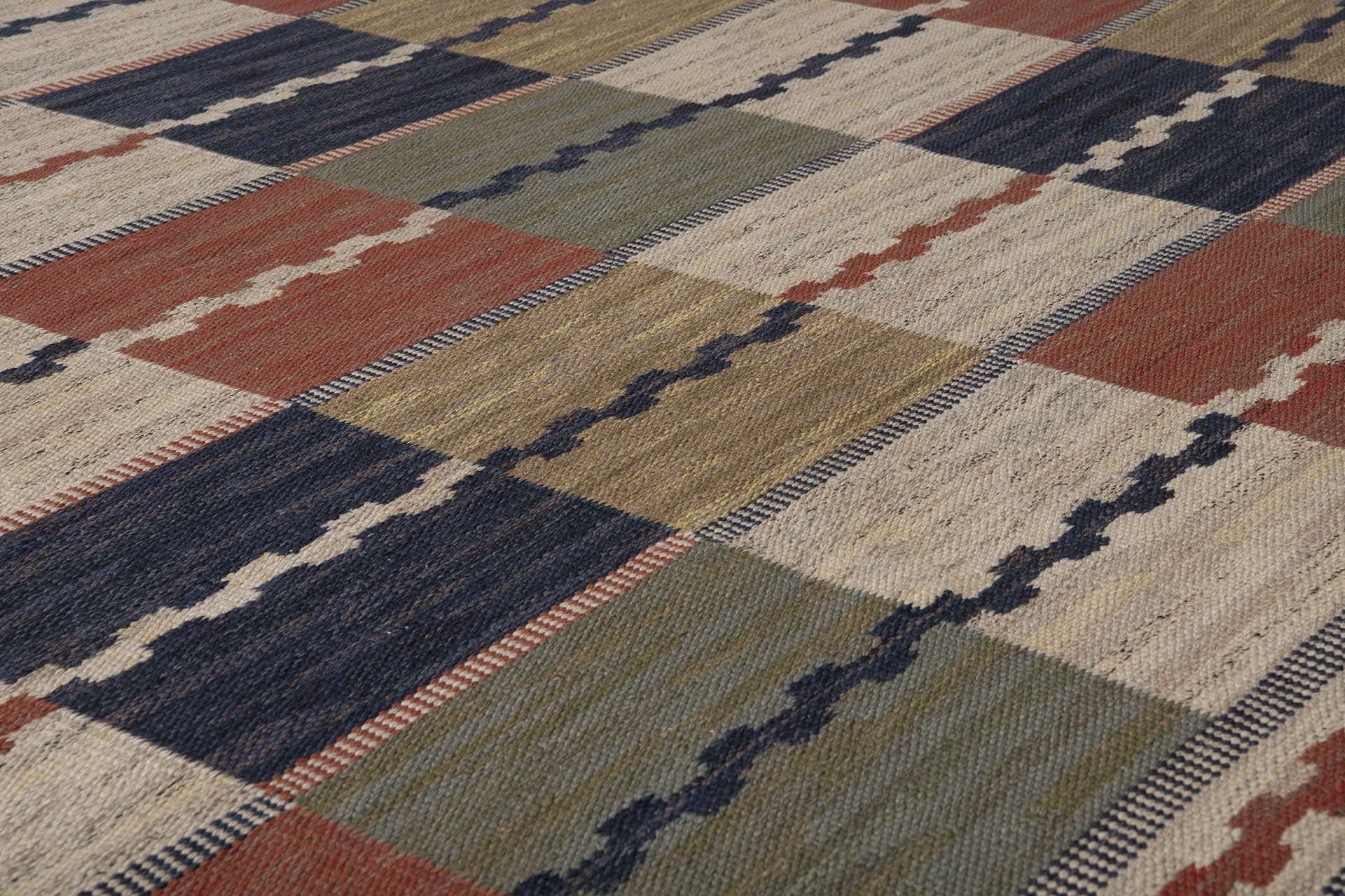 'Vita Rutmattan' Carpet image 5