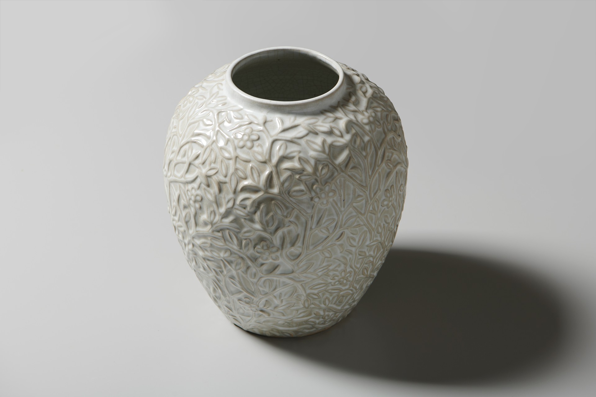 Early Vase image 3